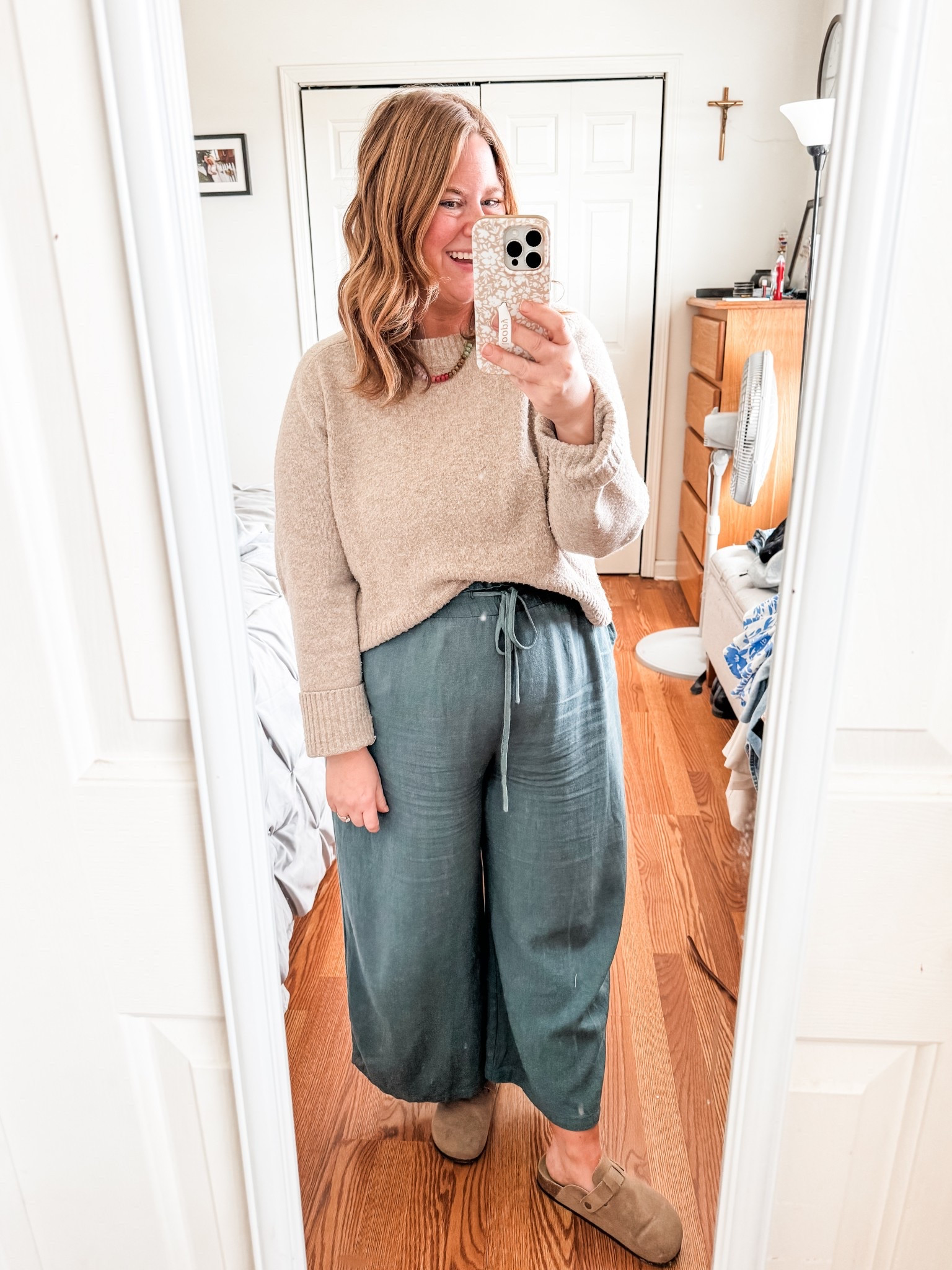 Teacher outfit

Linen pants (xxl - size up one)
Sweater is older so I linked similar 

#LTKMidsize #LTKPetite #LTKWorkwear