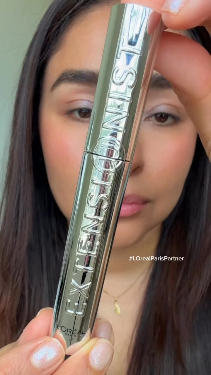 #lorealparispartner estoy probando la máscara Extensionist de @lorealparis ✨ pestañas más largas, definidas y con rizo todo el día 😍 #lorealistar #extensionlikelashes #lashes #mascara