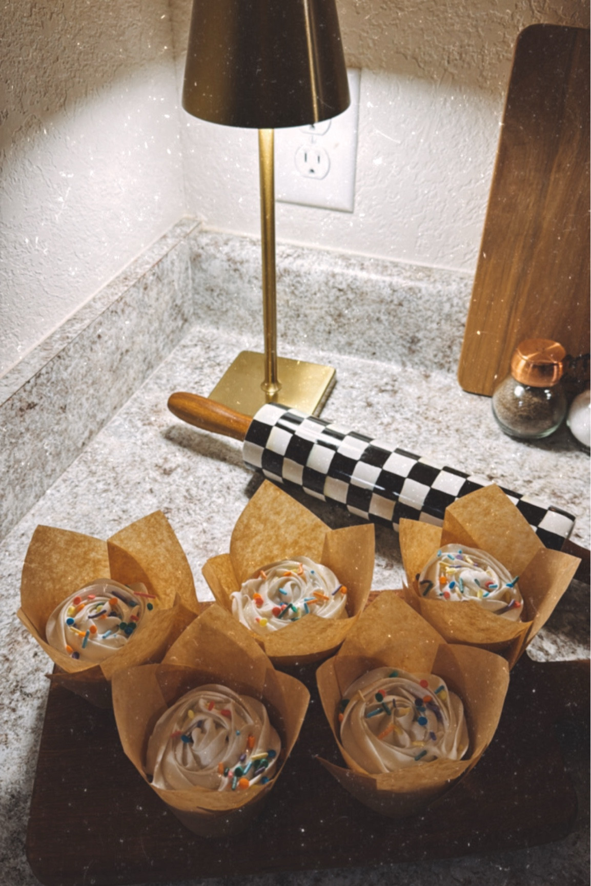 Cupcakes in the kitchen ✨ 

#LTKGiftGuide #LTKHome