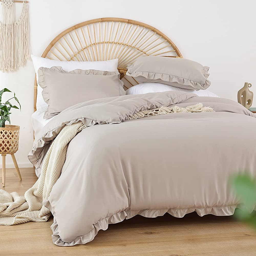 JANZAA Queen Comforter Set Oatmeal Comforter Set 3PCS(1 Ruffled Comforter Set and 2 Pillowcases) ... | Amazon (US)