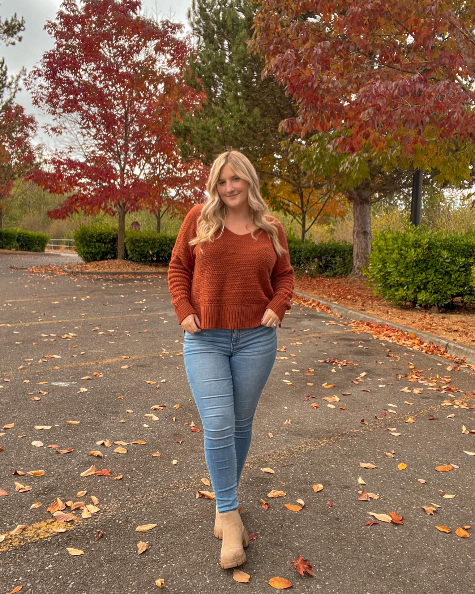 Casual fall fits are everything!!

Sweater weather, fall vibes, fall outfits, casual outfits, fall fashion, sweater outfit, fall clothing

#LTKSeasonal #LTKfindsunder50