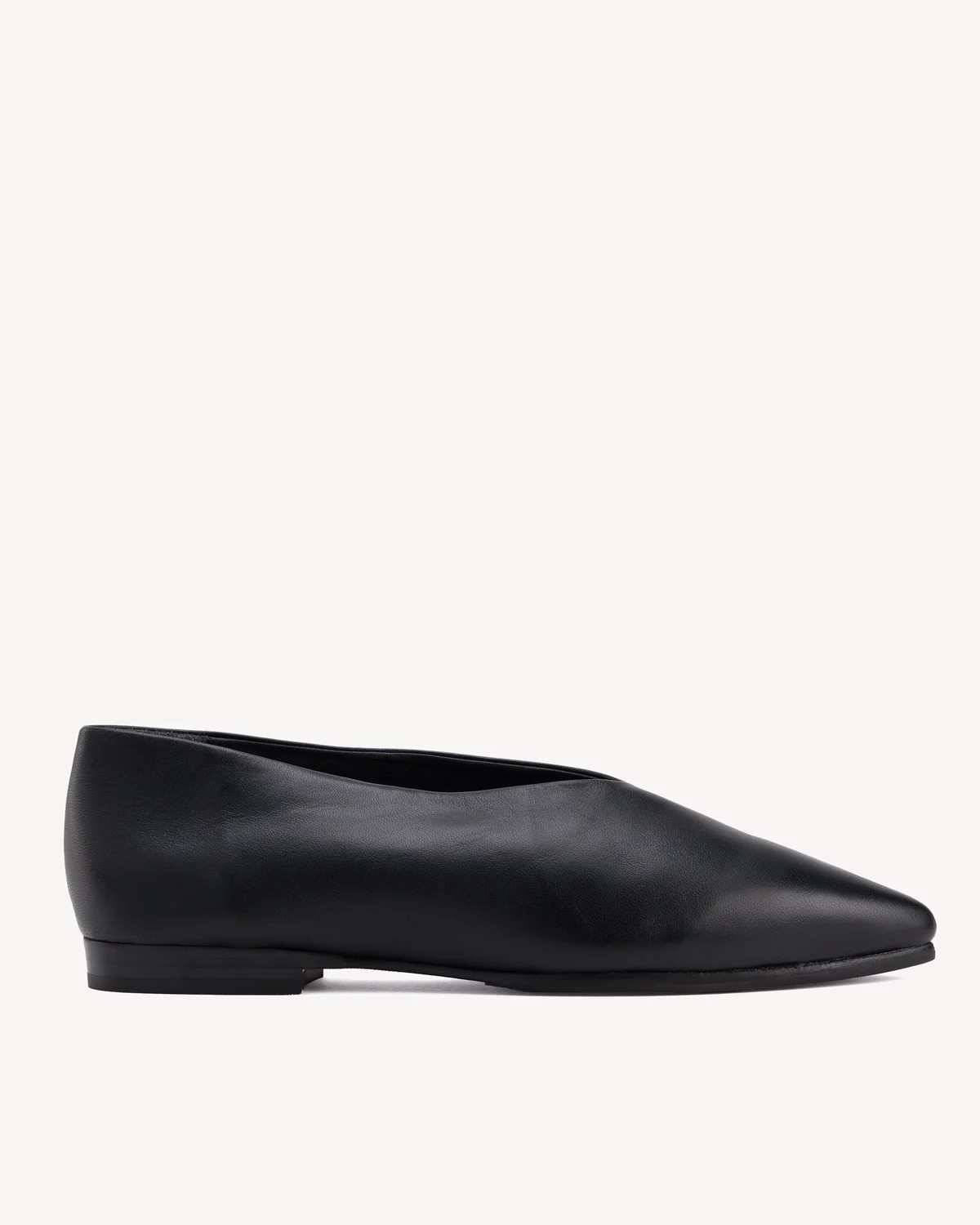 The Atelier Flat Black | Poppy Barley