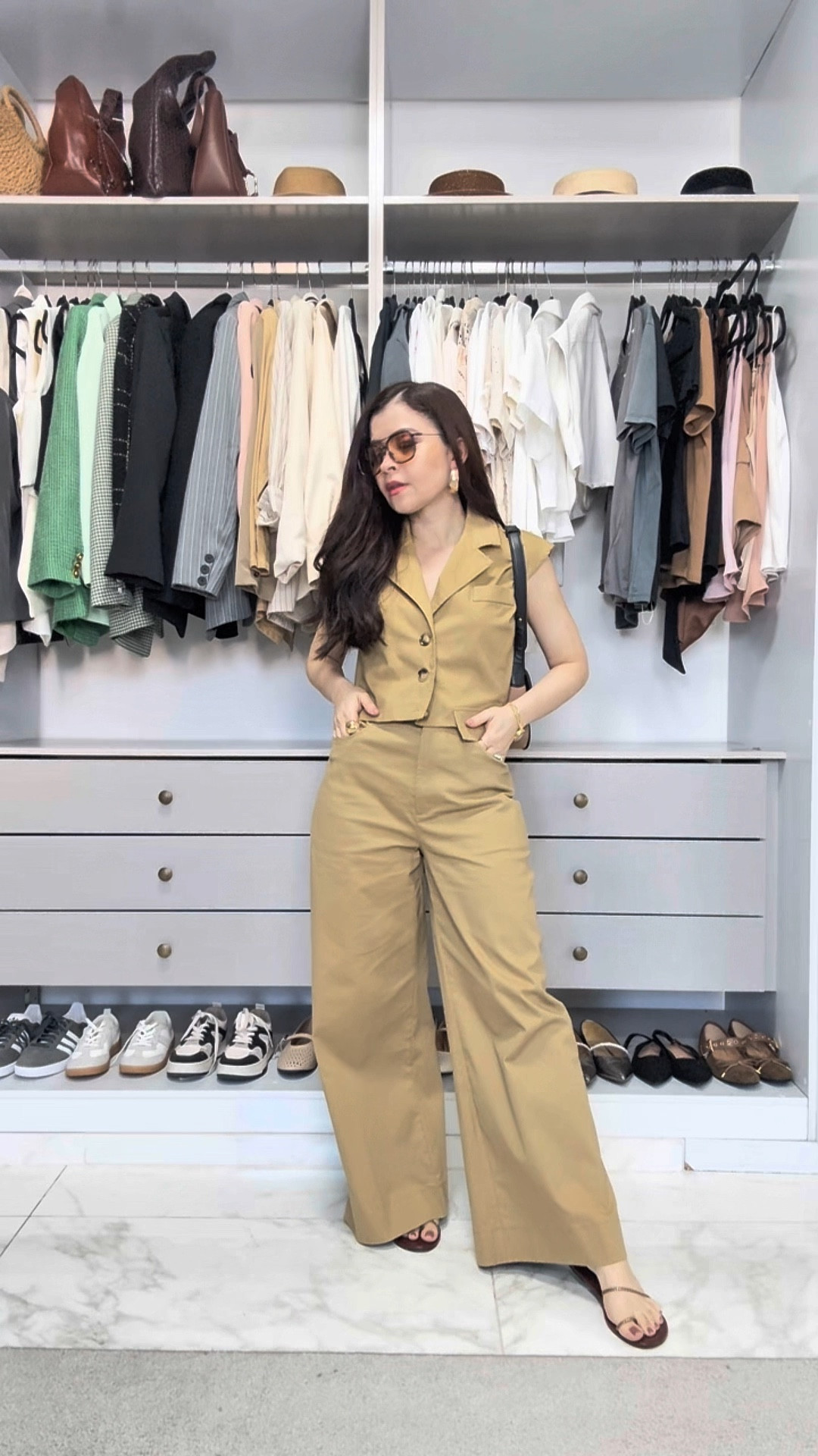 Conjunto tamanho XS
Sandália 33 no Brasil 

#LTKdicadeestilo #LTKbrasil #LTKpetite