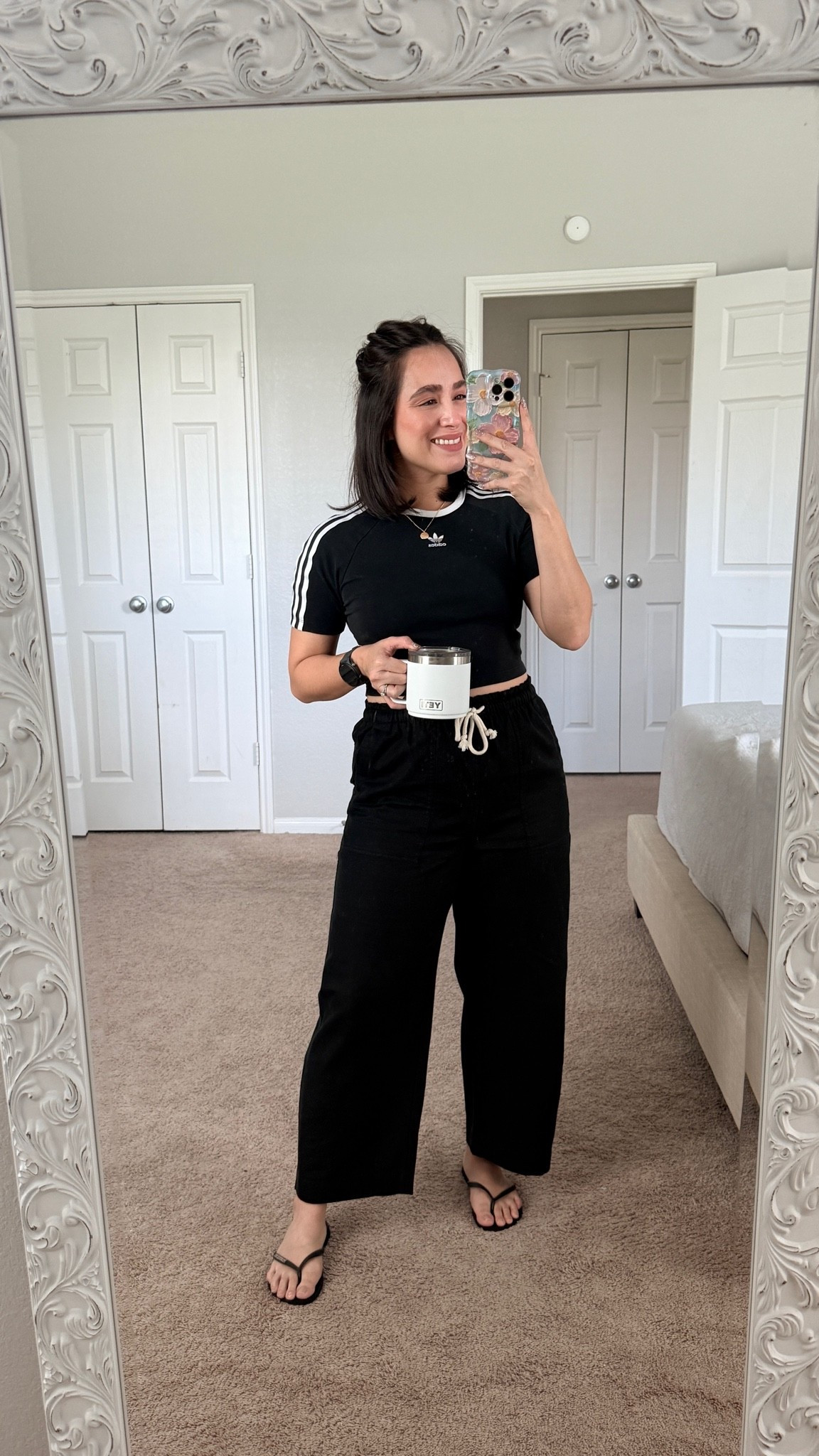 Easy stay at home outfit.
Size small top.
Size medium linen pant

#LTKmomlife #LTKootd #LTKPetite