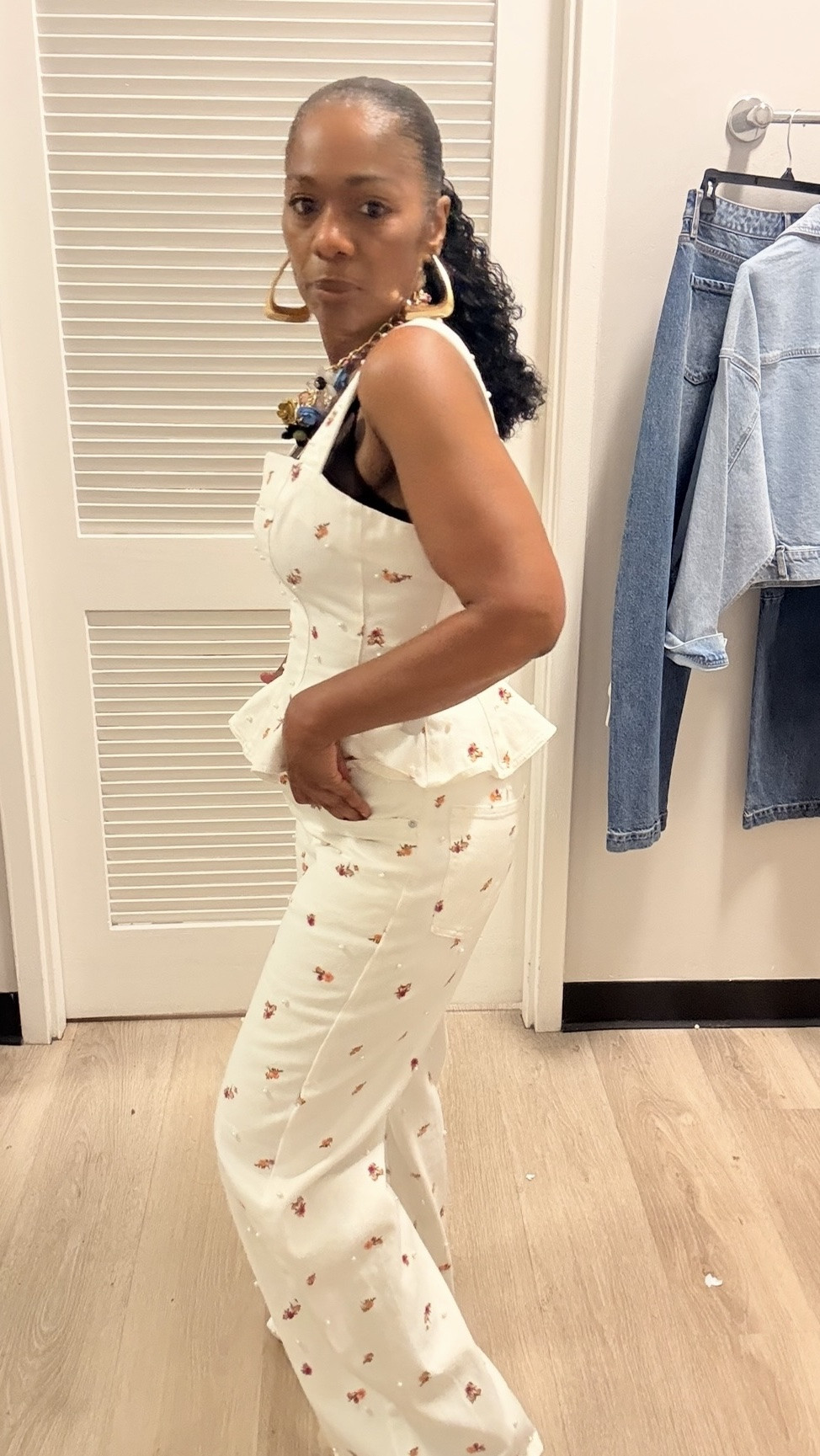 Macy’s Mother’s Day sale had so many cute finds and the best part… shopping stylishly on a budget ✨

Which look would you choose? 👀

Look 1: Steve Madden denim dress — size 8
Look 2: Floral dress — size 8
Look 3: Steve Madden top — size 6 | pants — size 8
Look 4: Avec Les Filles top & skirt — both size 8

Perfect spring and summer looks while the sales are up to 40% off 💕

#LTKStyle #LTKFinds #LTKOver50