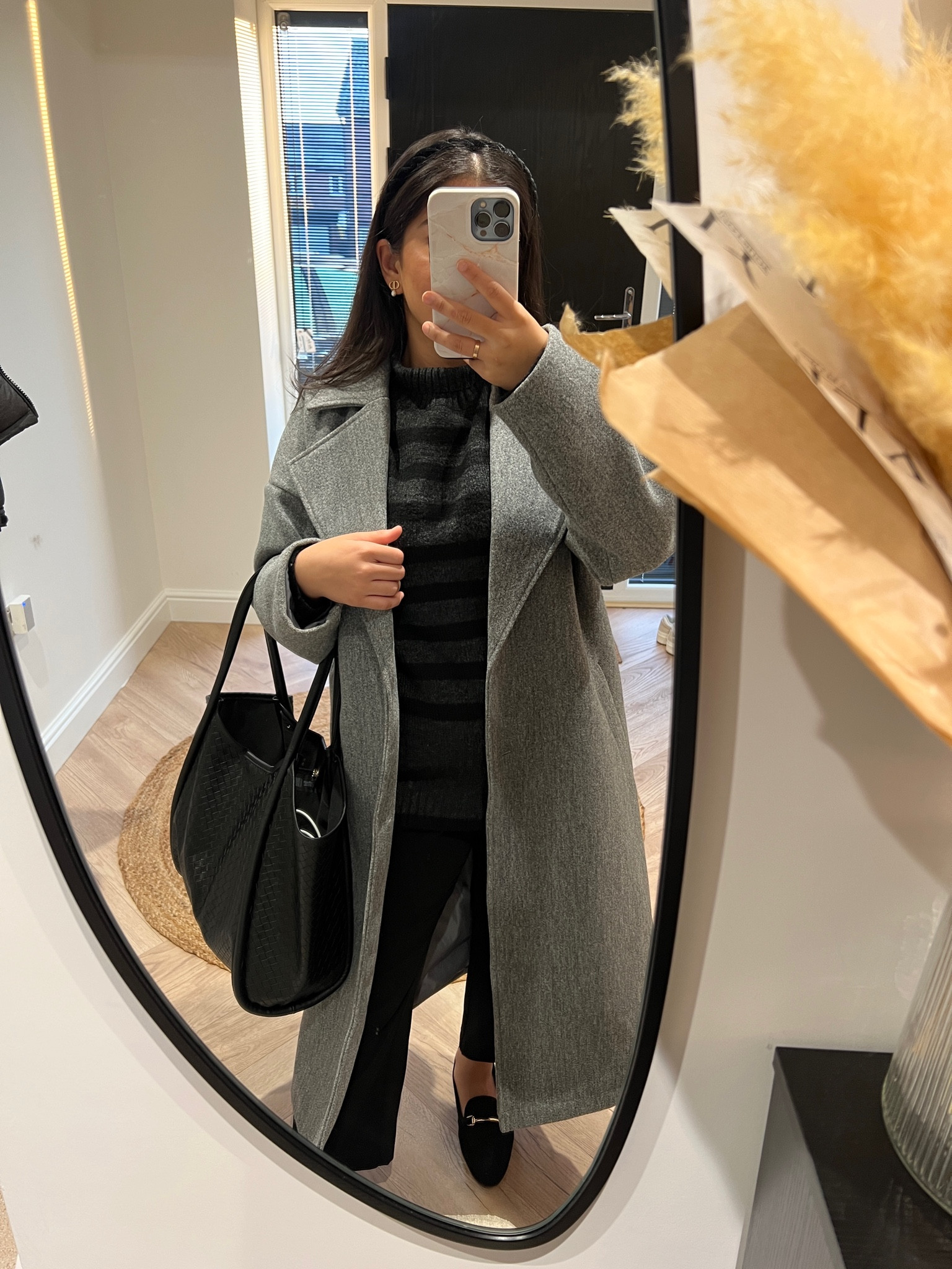 work outfit 🔗

- S in jumper 
- 10 in coat
- 10 in trousers 

#LTKworkwear #LTKitbag #LTKSeasonal