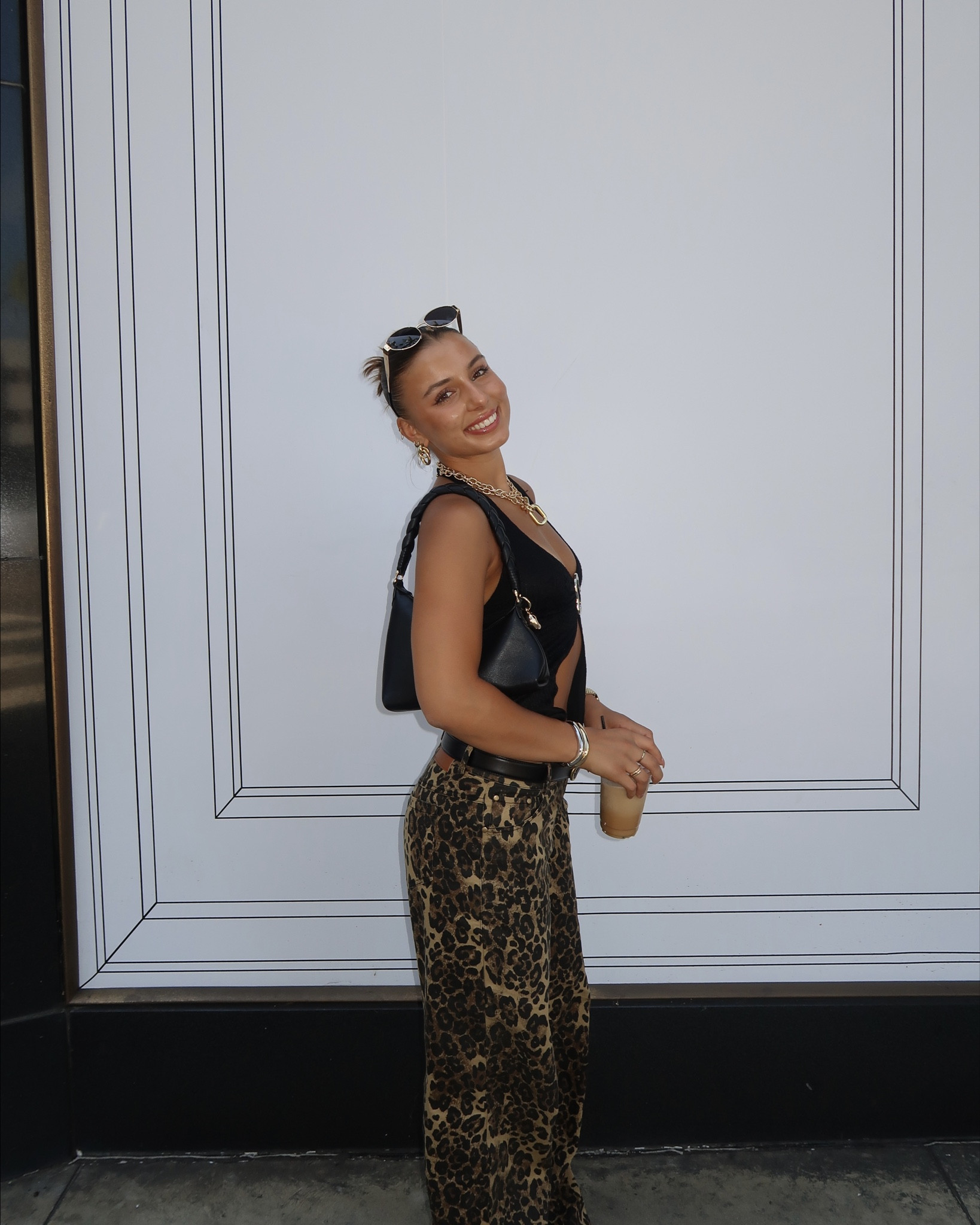 FAVE statement pants 