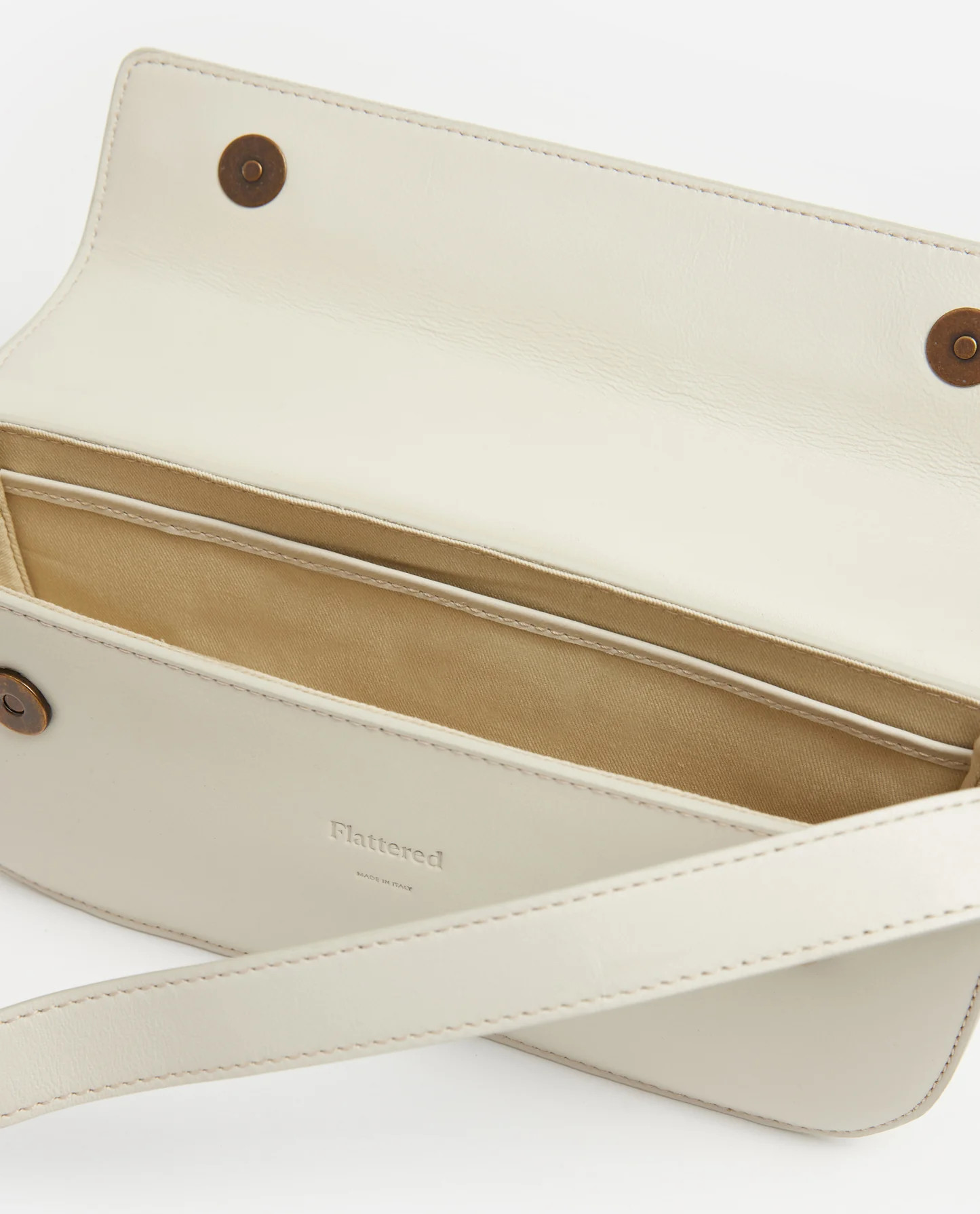 Lillie Shoulder Bag Leather Vanilla | Flattered