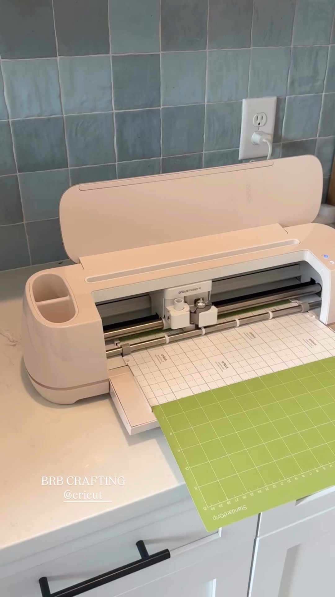 BRB CRAFTING! 

#LTKHome #LTKSeasonal