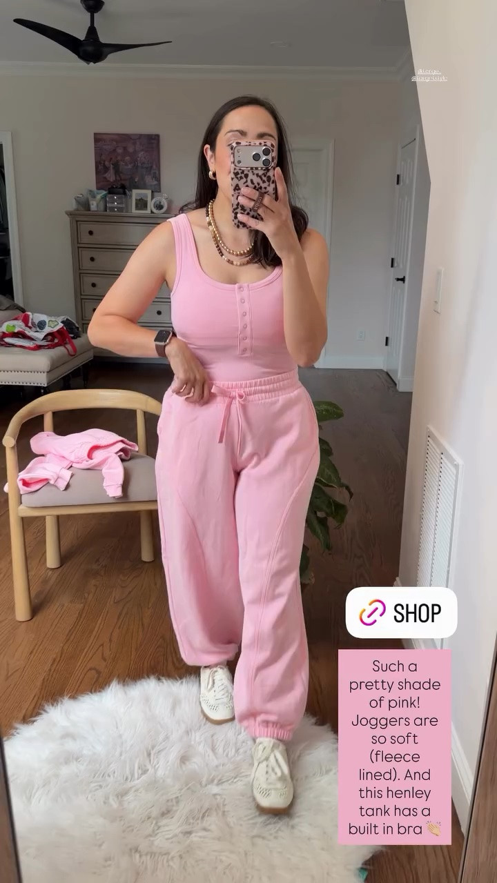 Such a pretty shade of pink! Joggers are so soft (fleece lined). And this henley tank has a built in bra 👏🏼 @target @targetstyle