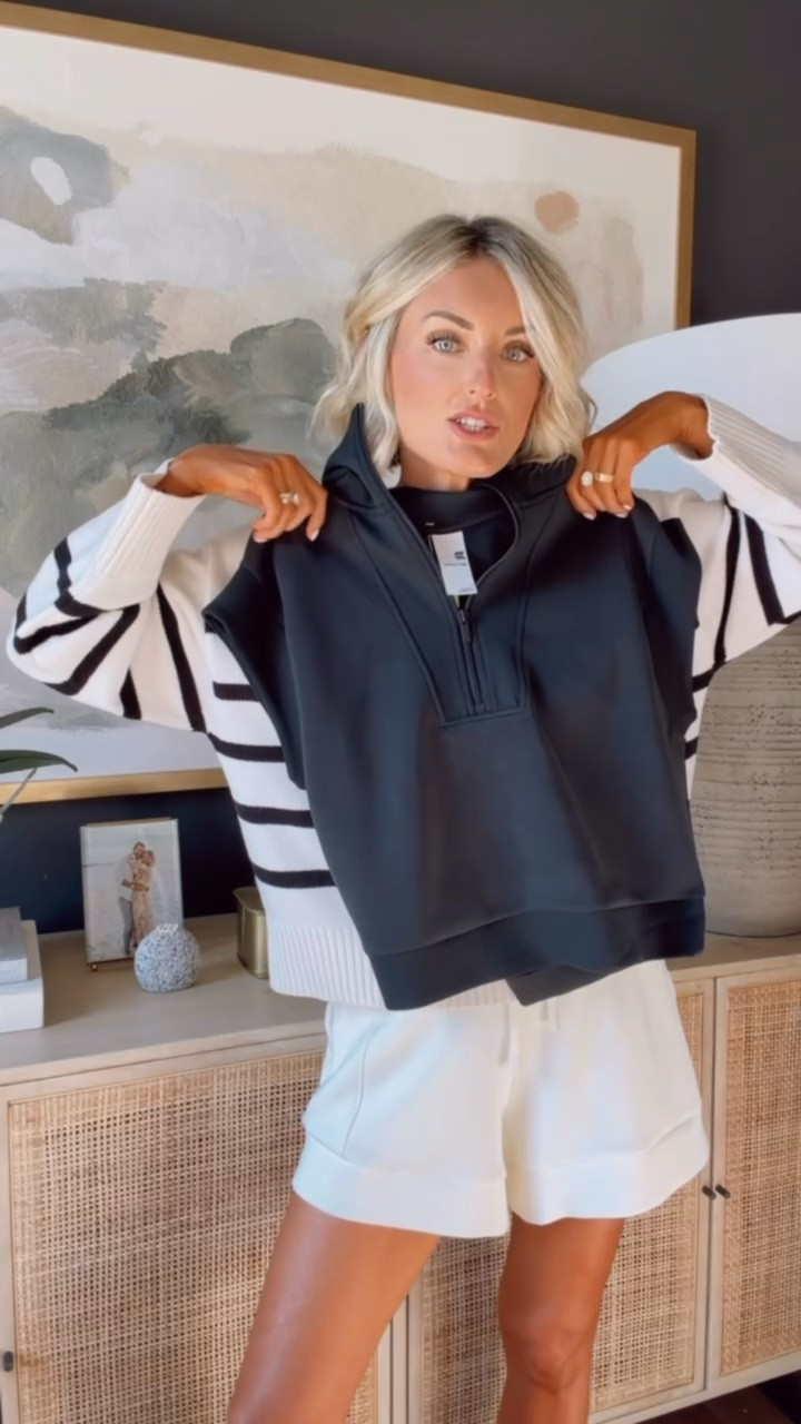 This top has been a top seller! I have it in grey, but I wanted to get it in black too!

Loverly Grey, athleisure, activewear, Target

#LTKootd #LTKActive