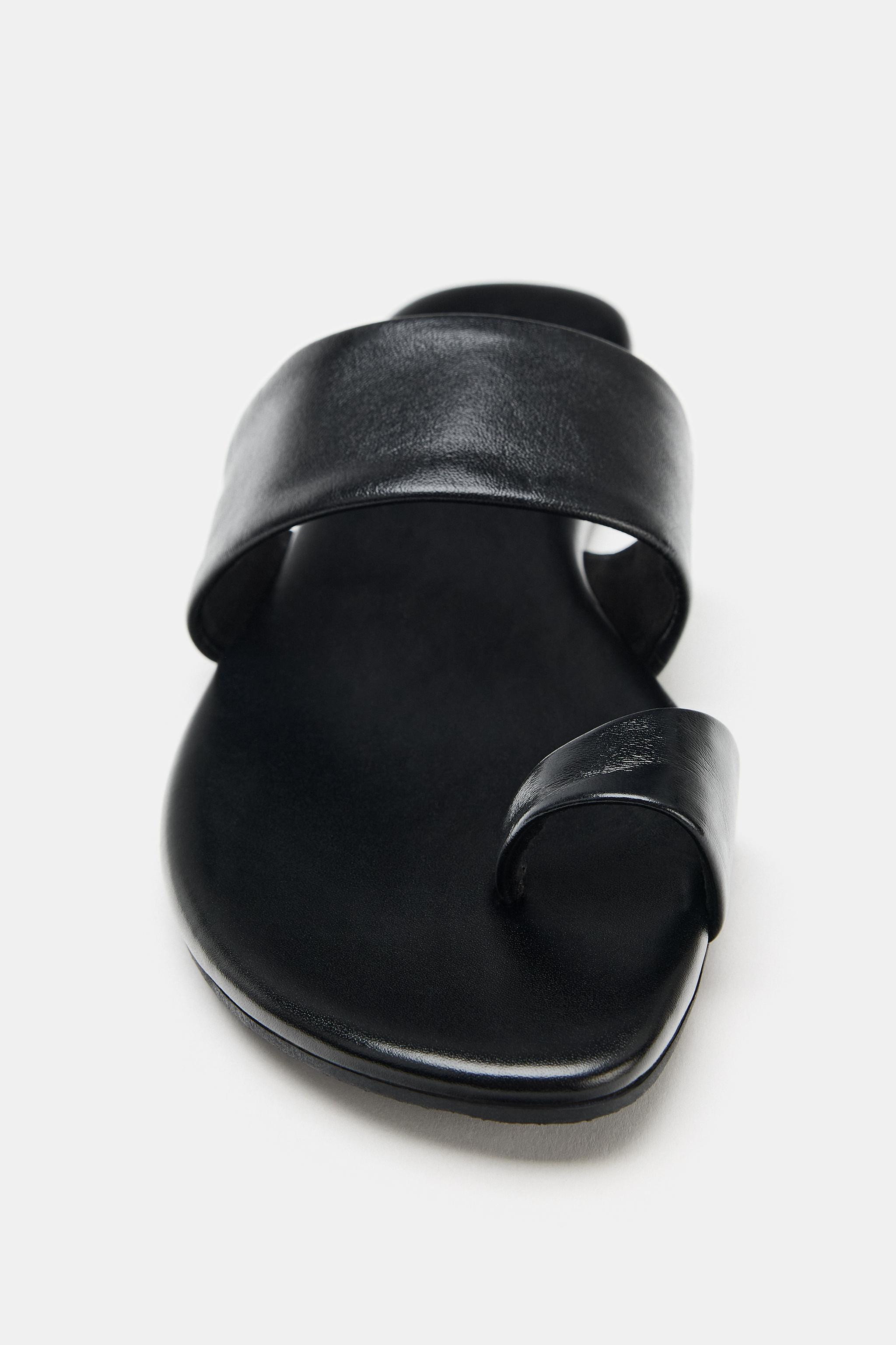 LEATHER TOE-LOOP FLAT SANDALS | Zara US