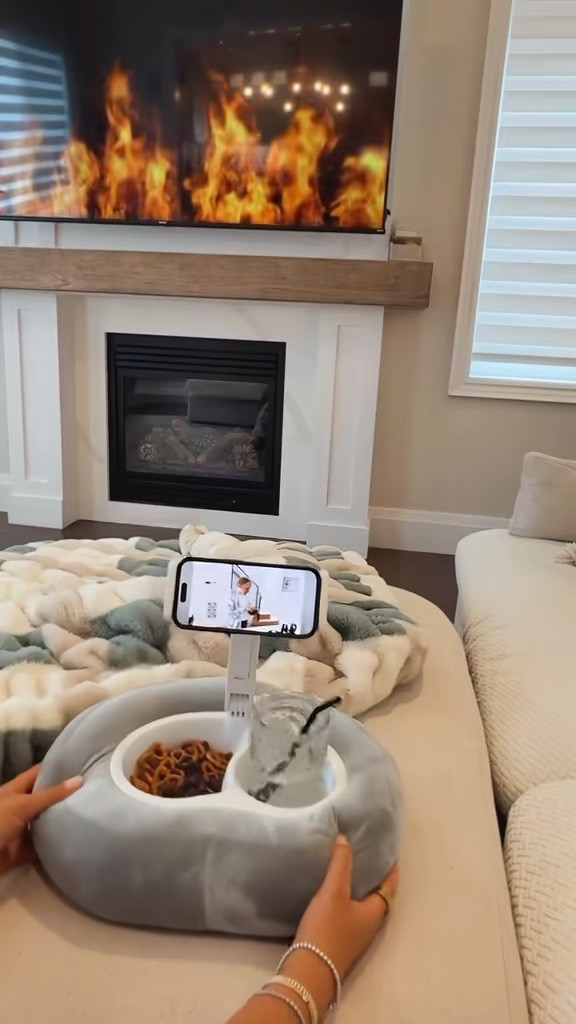 Cozy finds
Gift ideas
Lounge finds

#LTKgiftguide #LTKhome