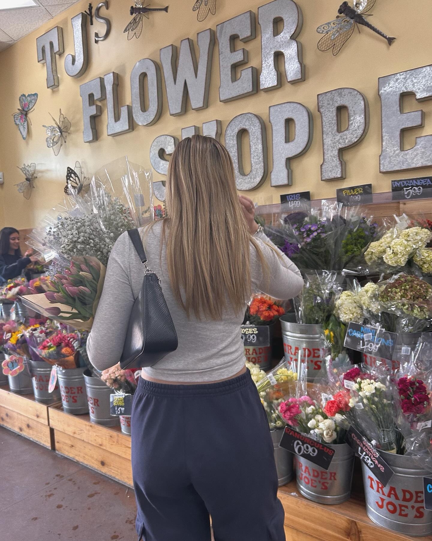 made some bouquets today 💐🌷