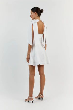 AISLE WHITE LINEN BOW MINI DRESS | DISSH