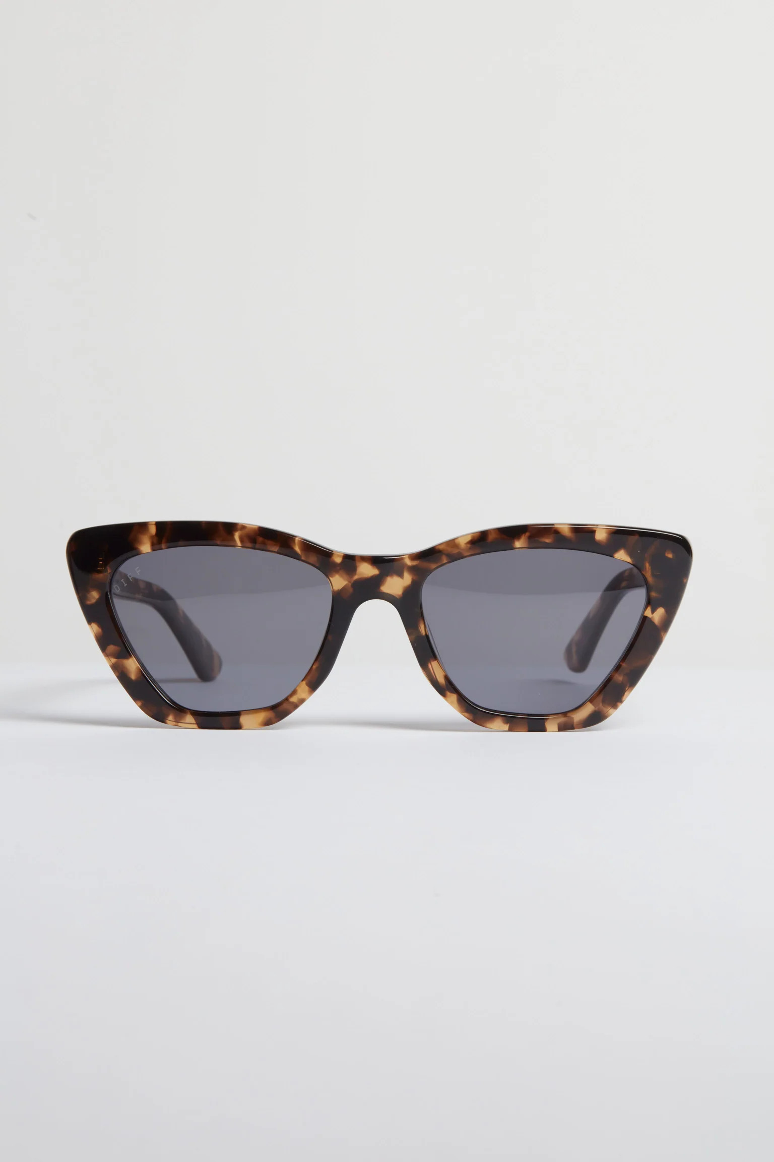 Espresso Tortoise Camila Sunglasses | Tuckernuck (US)