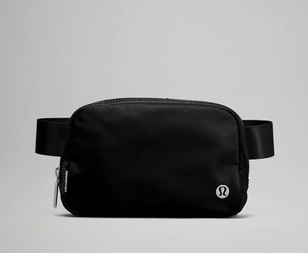Everywhere Belt Bag from LuLulemon back in stock!!

Perfect for on the go!  Black purse.  Black bag.  Fanny pack.  Belt bag.  Lululemon bag.

#LTKitbag #LTKCon #LTKstyletip