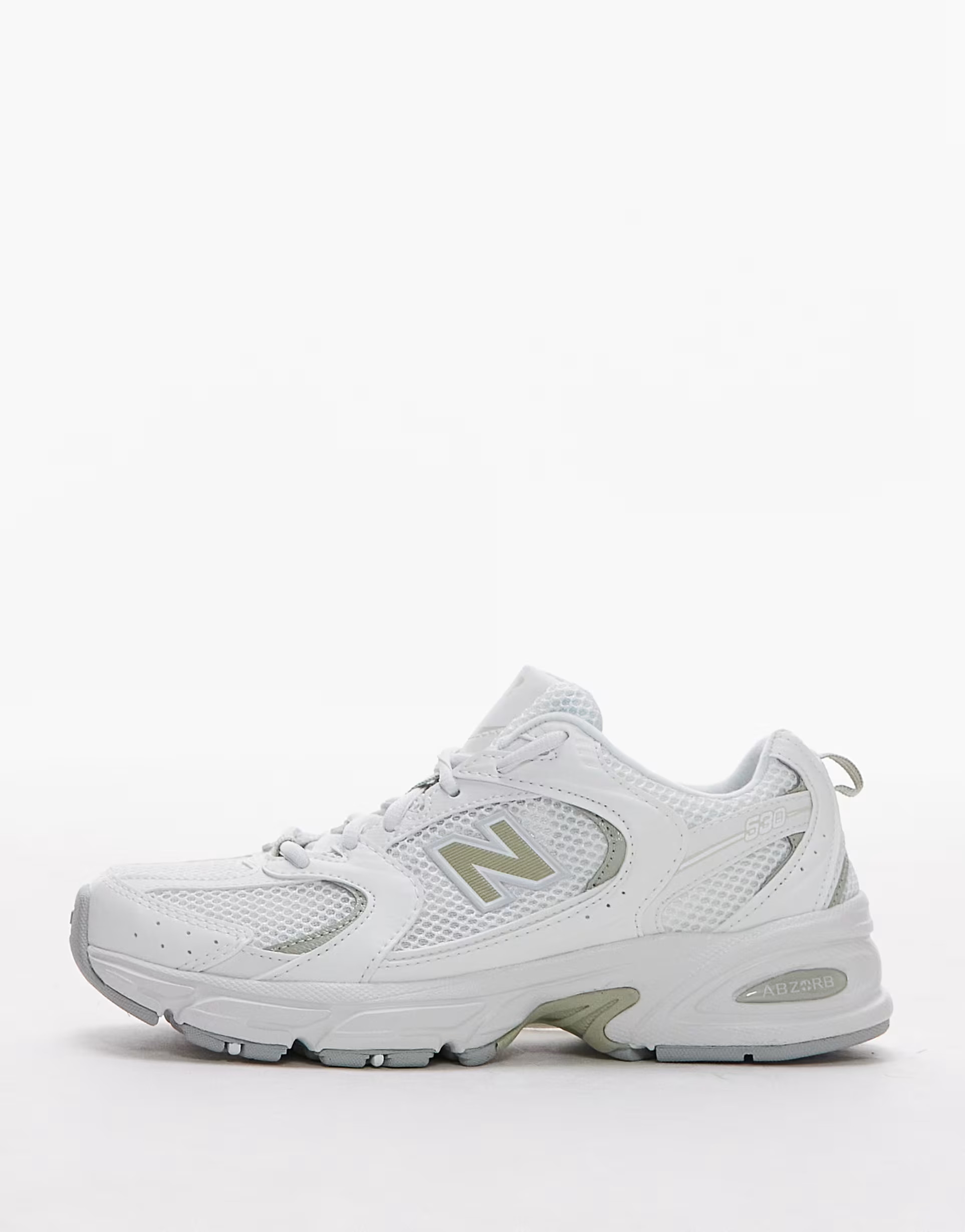 New Balance 530 trainers in white and light green | ASOS | ASOS (Global)