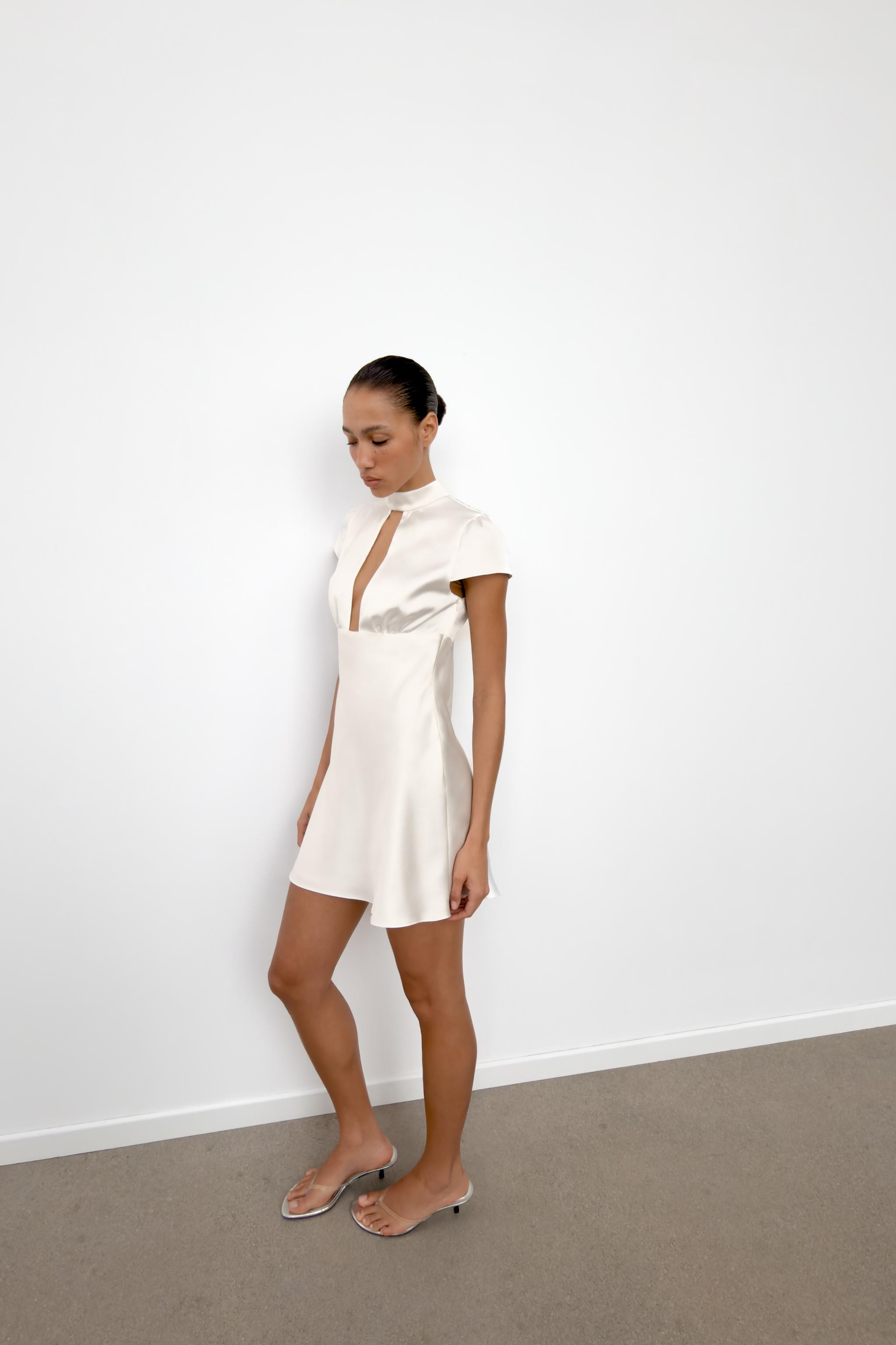 SATIN EFFECT SLIT DRESS | Zara US