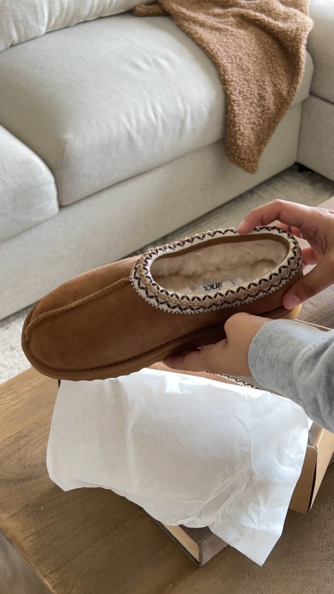 The coziest UGG dupes for less than half the price! I’m a true 6.5 but they only have full sizes so I got a size 6 and it fits perfectly! With socks it’s a little snug but not uncomfortable. I’ve already worn them a thousand times 🤭

#fallclothes #uggdupes #cozyvibes #fallcapsule

#LTKSeasonal