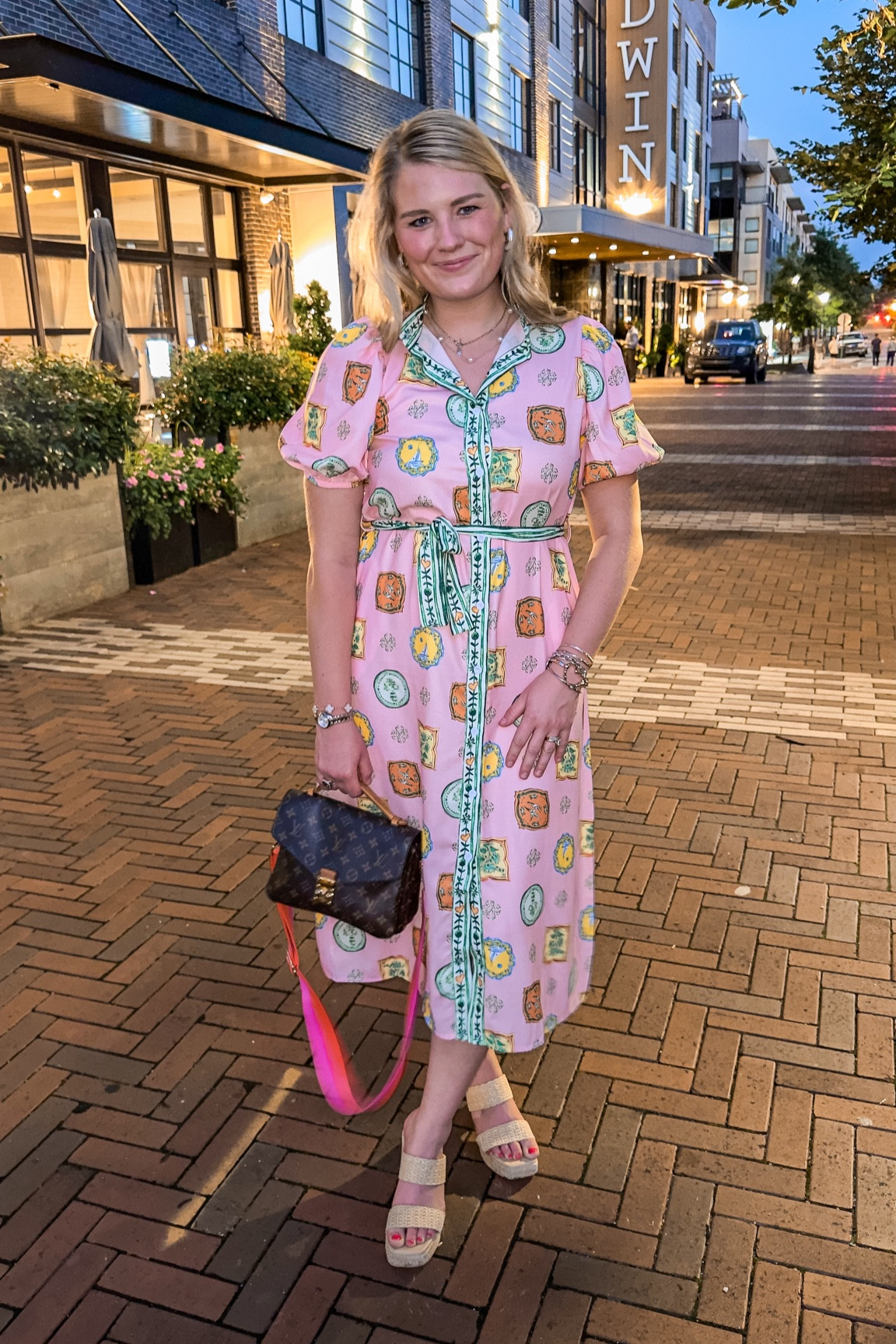 I need to be wearing this dress in Europe! It's so comfy, cute, and was a great steal! 

#LTKFindsUnder100 #LTKStyleTip #LTKxNSale