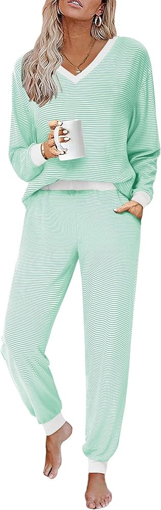 JUSTFASHIONNOW Women's Pajama Sets 2 Piece Striped Lounge Sets Long Sleeve Top and Pants Soft Sle... | Amazon (US)