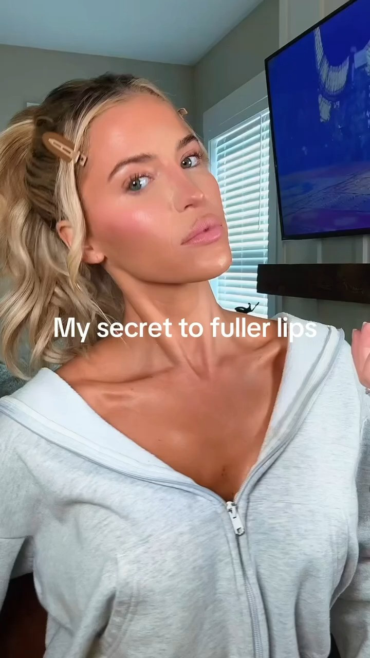 The secret to fuller-looking lips 💋✨

This has become one of my favorite little makeup tricks for creating the look of fuller, more plump lips without doing too much. Such an easy step that makes a big difference in the finished makeup look and helps everything feel a little more defined.

I tagged not only the lip products for ya'll but all of the other makeup products used in this look as well🤍 

 #LipHack #FullerLips #LipCombo #LipRoutine #MakeupTips #BeautyHack #MakeupRoutine #BeautyFavorites #LipLiner #GlossyLips #NaturalGlam #SoftGlam #MakeupInspo #BeautyInspo #GRWM #LTKBeauty #LTKMakeup #EverydayMakeup #MakeupProducts #BeautyFinds