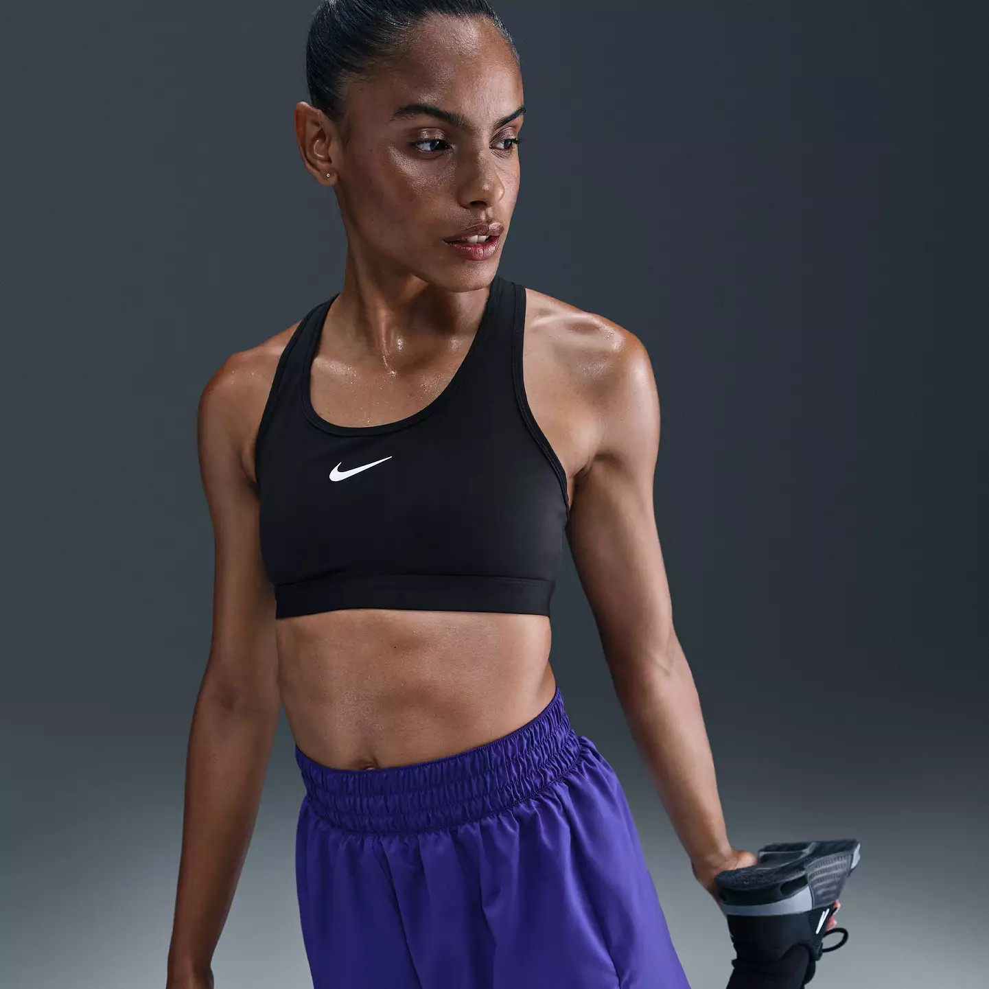 Nike Women's Swoosh Medium Support Non-Padded Sports Bra | DICK'S Sporting Goods