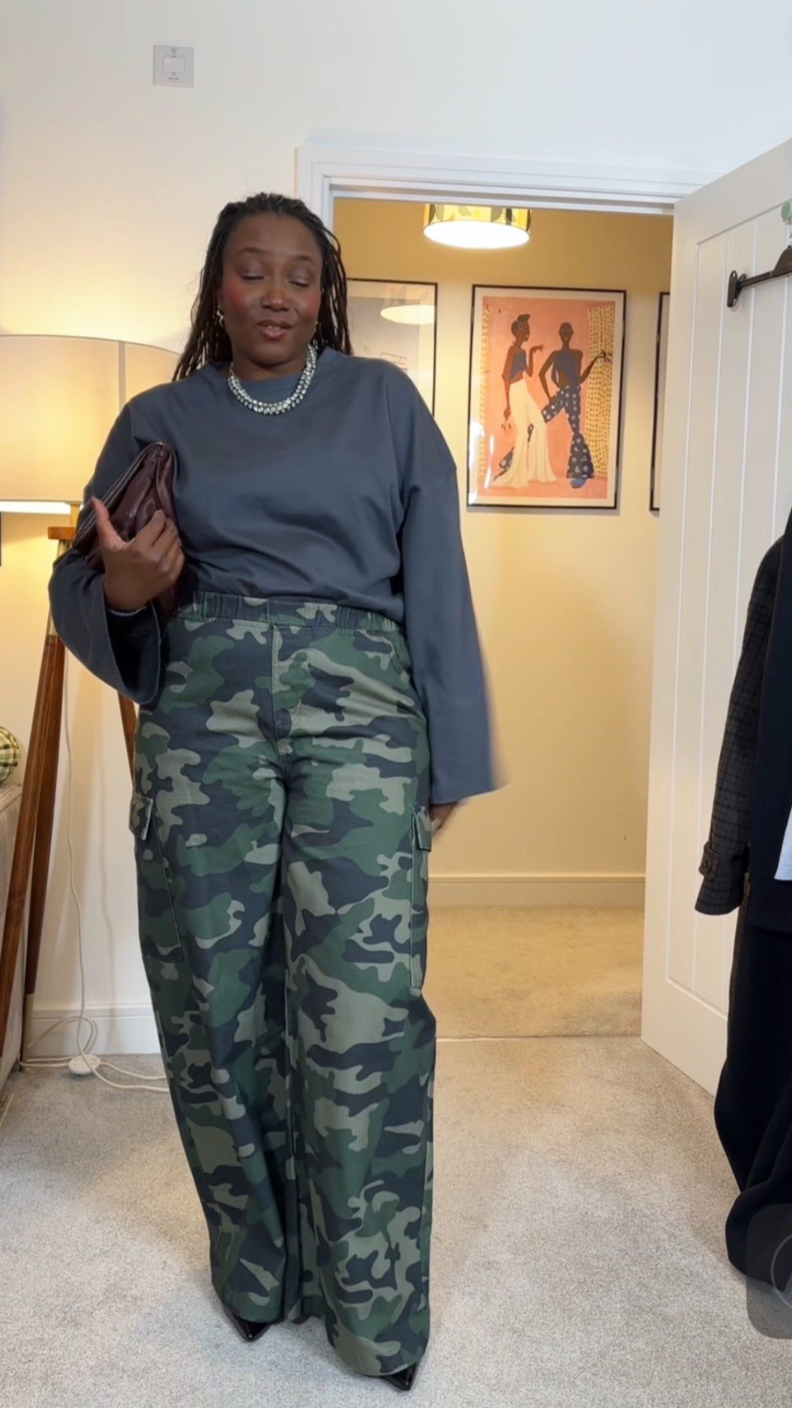 Serving effortless cool in my camo cargo pants and oversized slate sweatshirt today ✨
Comfort, confidence, and a little edge my fave combo.
A reminder: your body is worthy, stylish, and powerful at every size. Wear what feels good. Own your space. 💚✨

#CamoPants #CargoPantsStyle #StreetStyleVibes #OversizedOutfit #CasualChic #EverydayStyle #BodyPositivity #SizeInclusiveFashion #StyleForAllBodies #ConfidenceIsBeautiful #OOTD #OutfitInspo #FashionForAll #TikTokFashion #IGStyle #FBStyle


#LTKcurves #LTKdatenight #LTKmidsize