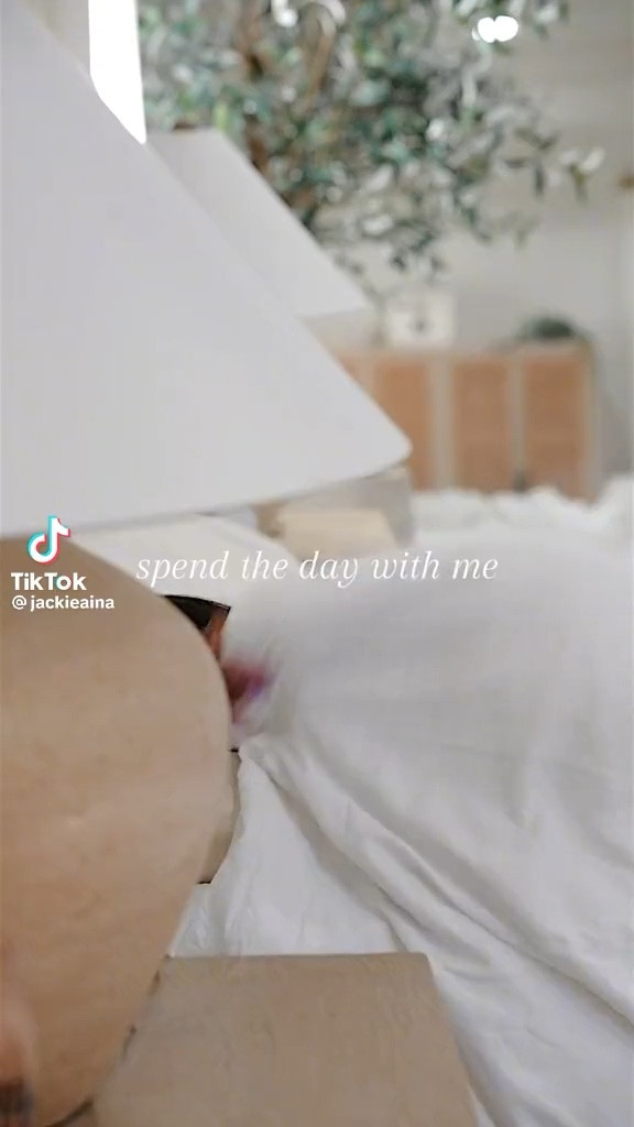 Spend the day with me!

#LTKFind #LTKstyletip #LTKSeasonal