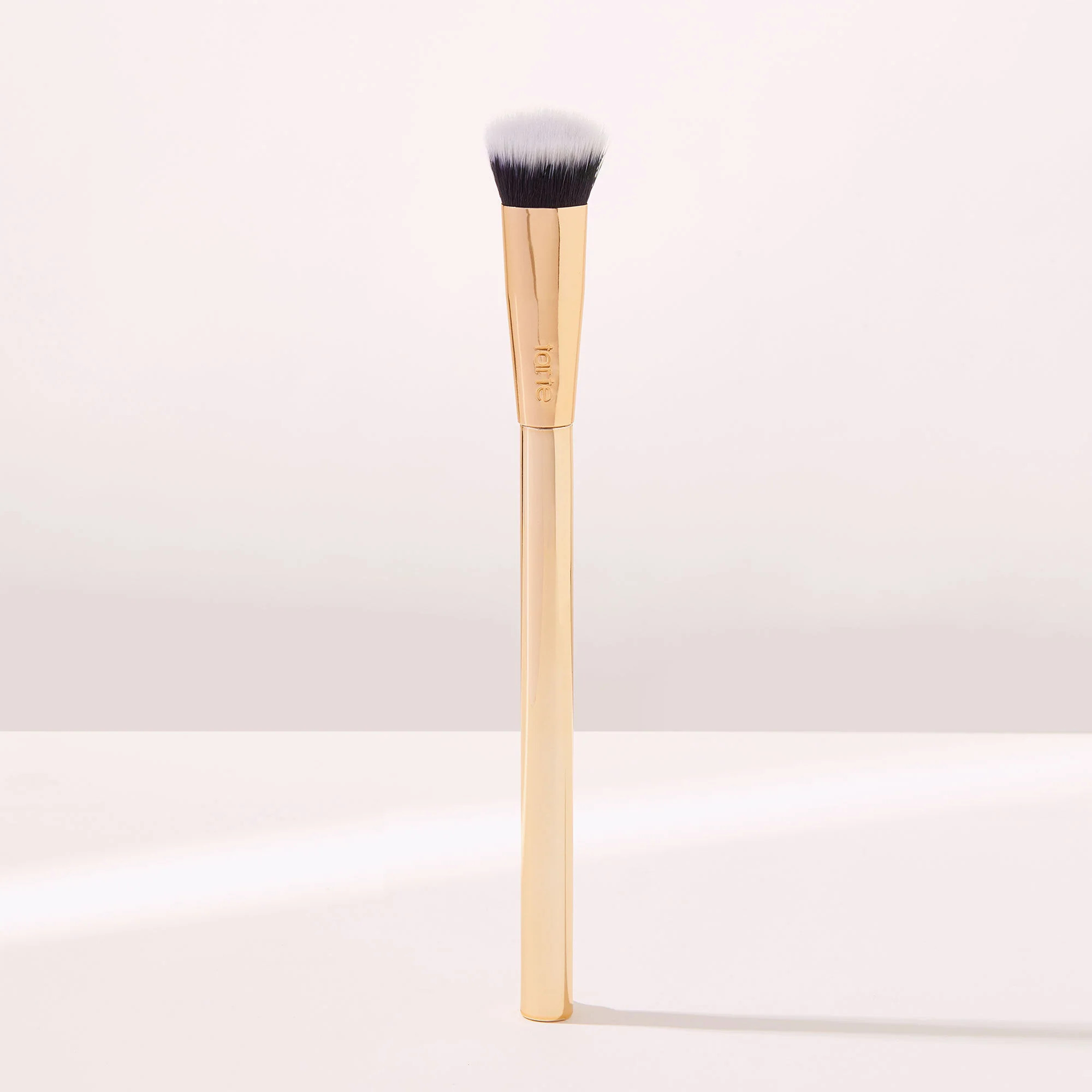 cream concealer brush - multi | tarte cosmetics (Global)