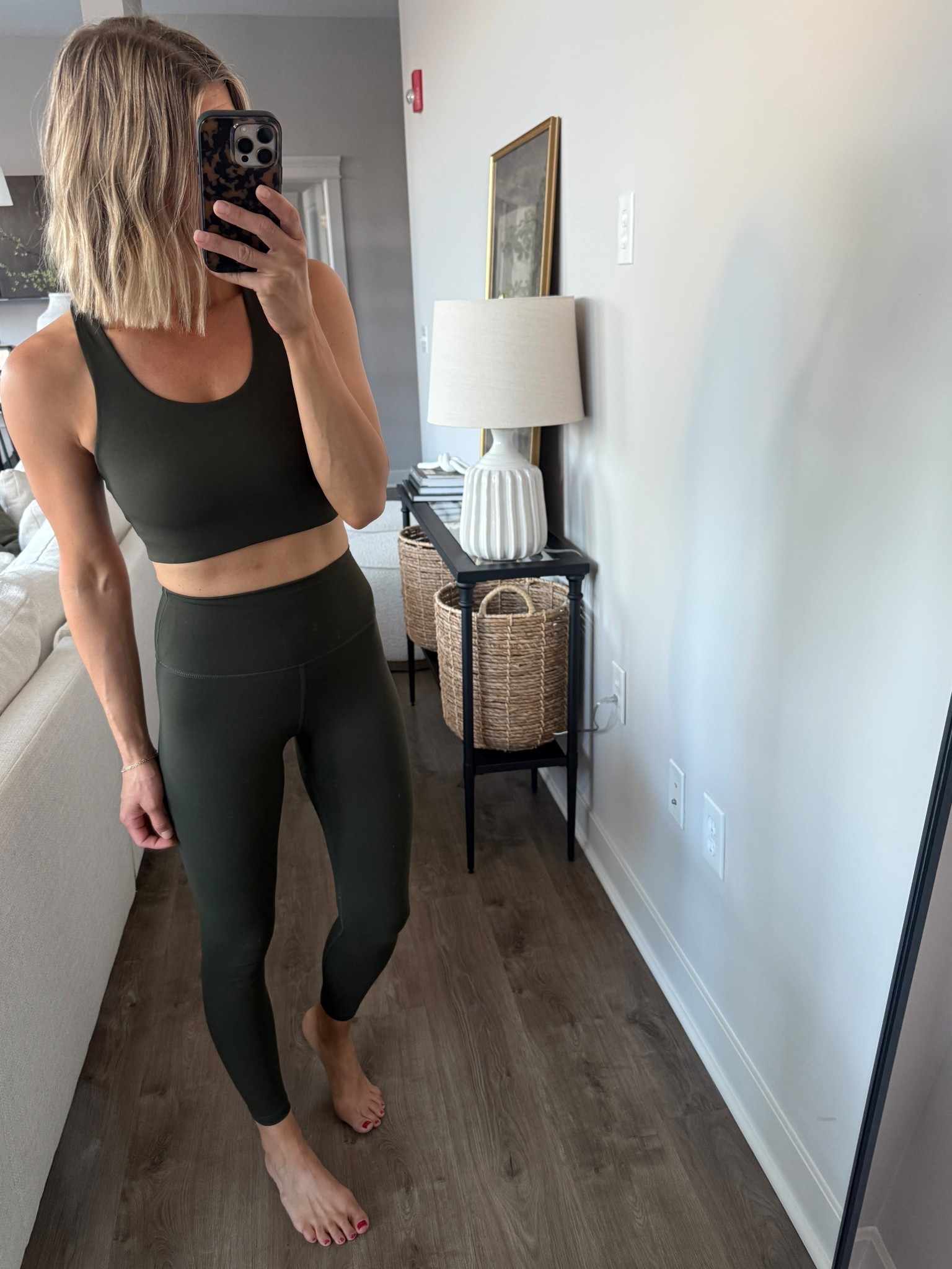 Wearing XS leggings, small sports bra (not padded, added cakes)

#LTKOver40 #LTKFindsUnder50 #LTKActive