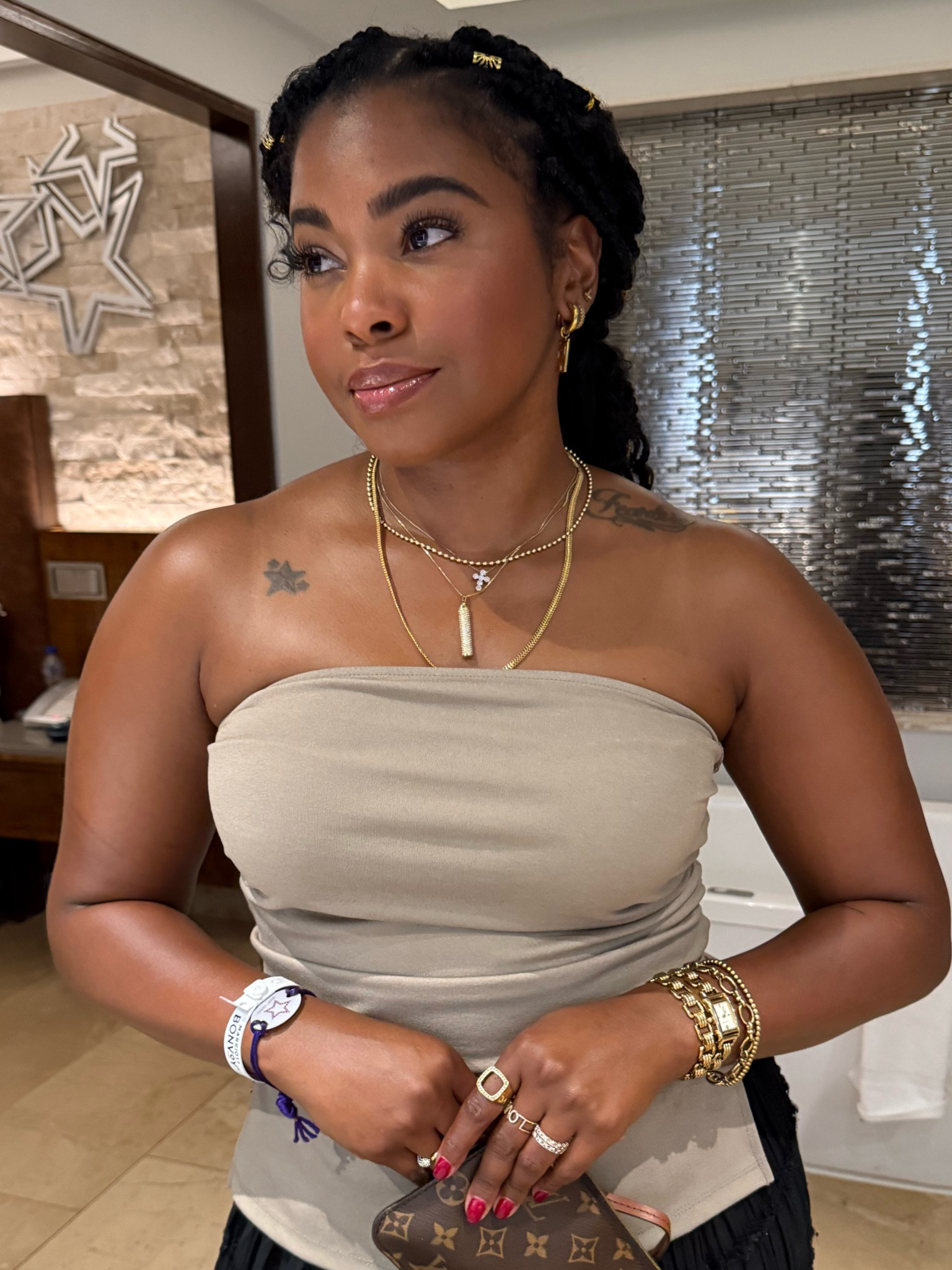 Can we get into the SKIN! Tried Cay skin for the first time and I’m 1000% sold. The best part? I can use my HSA card to purchase these products! 


#LTKStyleTip #LTKBeauty #LTKFindsUnder50