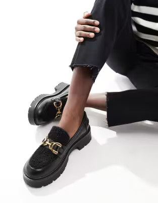 London Rebel Roxy wide fit chunky loafers with teddy faux fur in black | ASOS (Global)