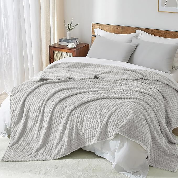 PHF Ultra Soft Flannel Fleece Blanket King Size, Lightweight 3D Jacquard Fleece Blanket, No Shedd... | Amazon (US)