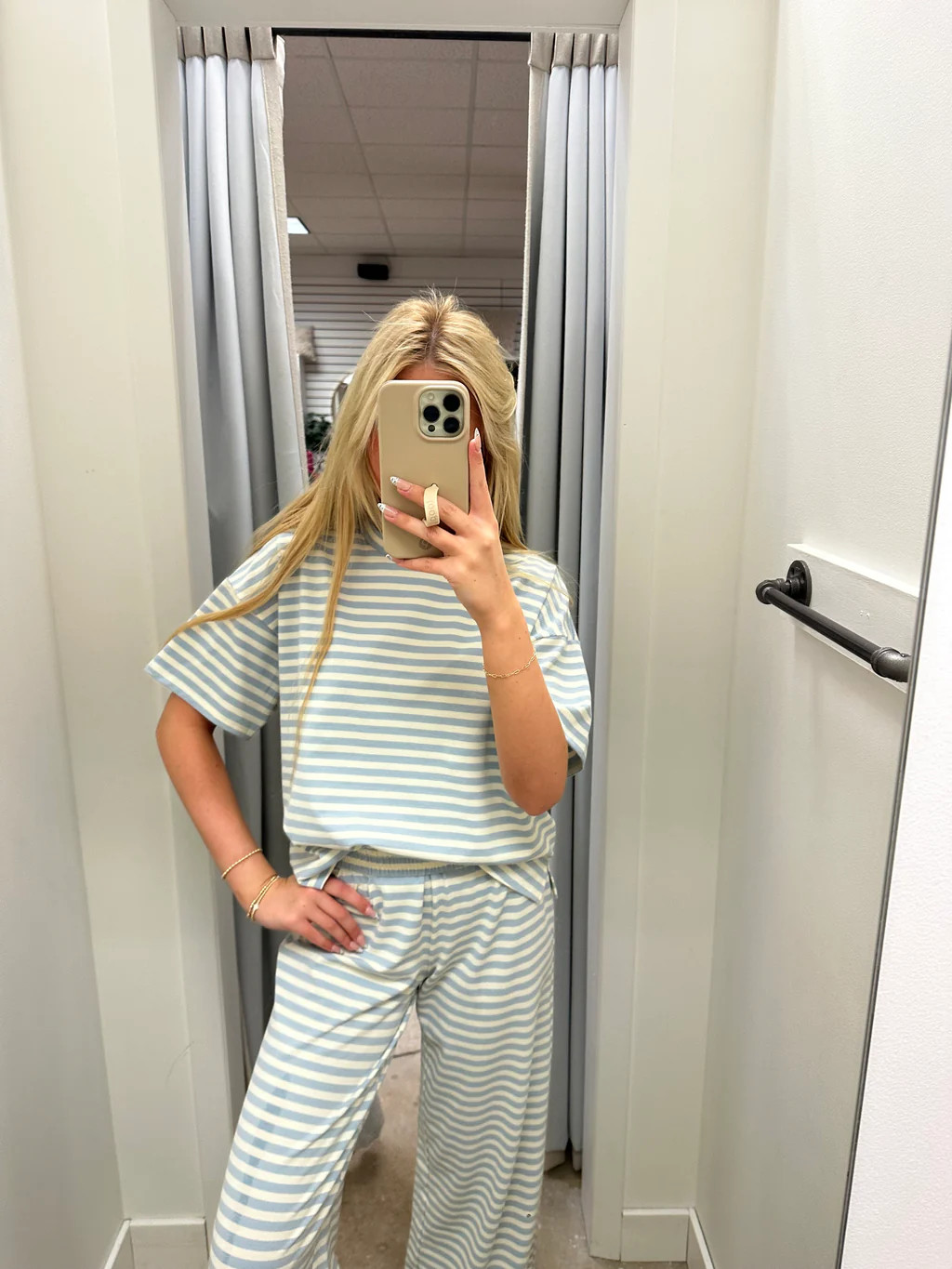 Logan Striped Short Sleeve T Shirt - Light Blue | Ama La Vita