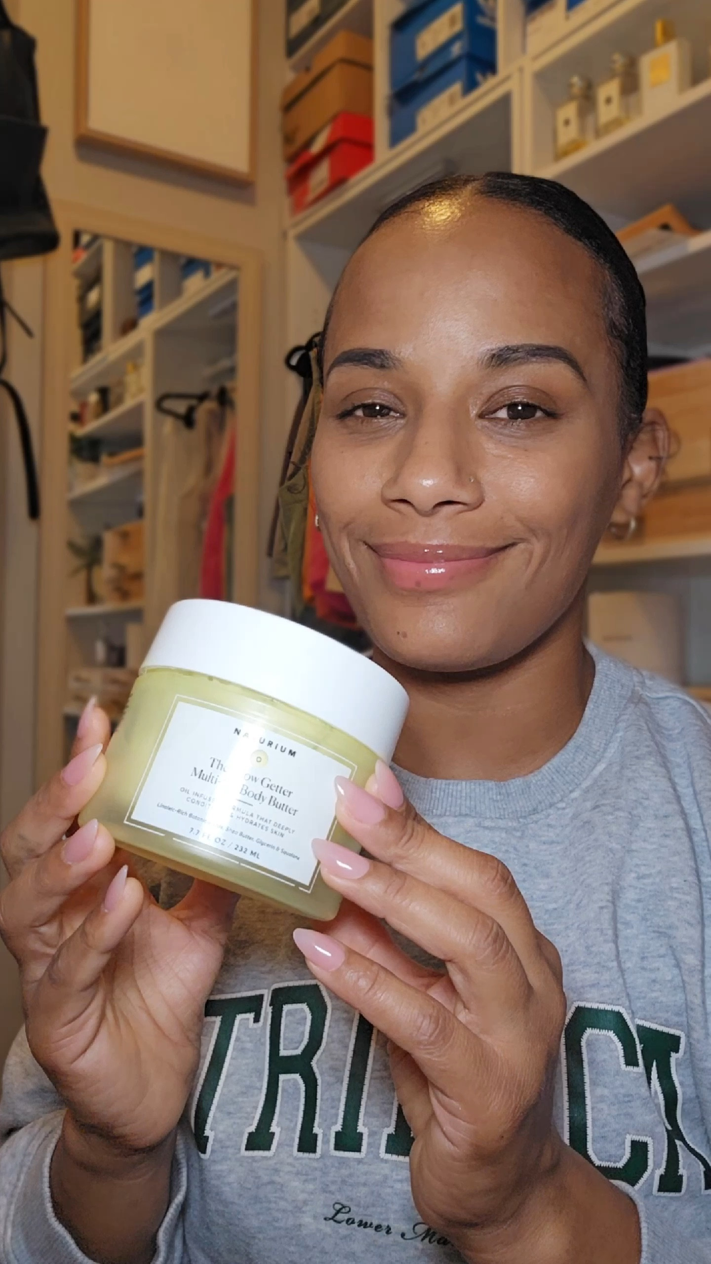 A glow getter body butter that’s going to keep you moisturized for the winter 

#LTKBeauty #LTKFindsUnder50 #LTKGiftGuide