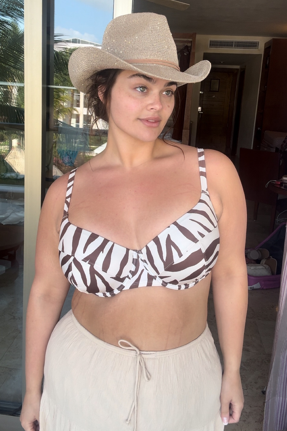 38DD in top
XL in bottoms 

Swim, vacay, resort wear, summer, swim

#LTKmidsize #LTKswim #LTKtravel