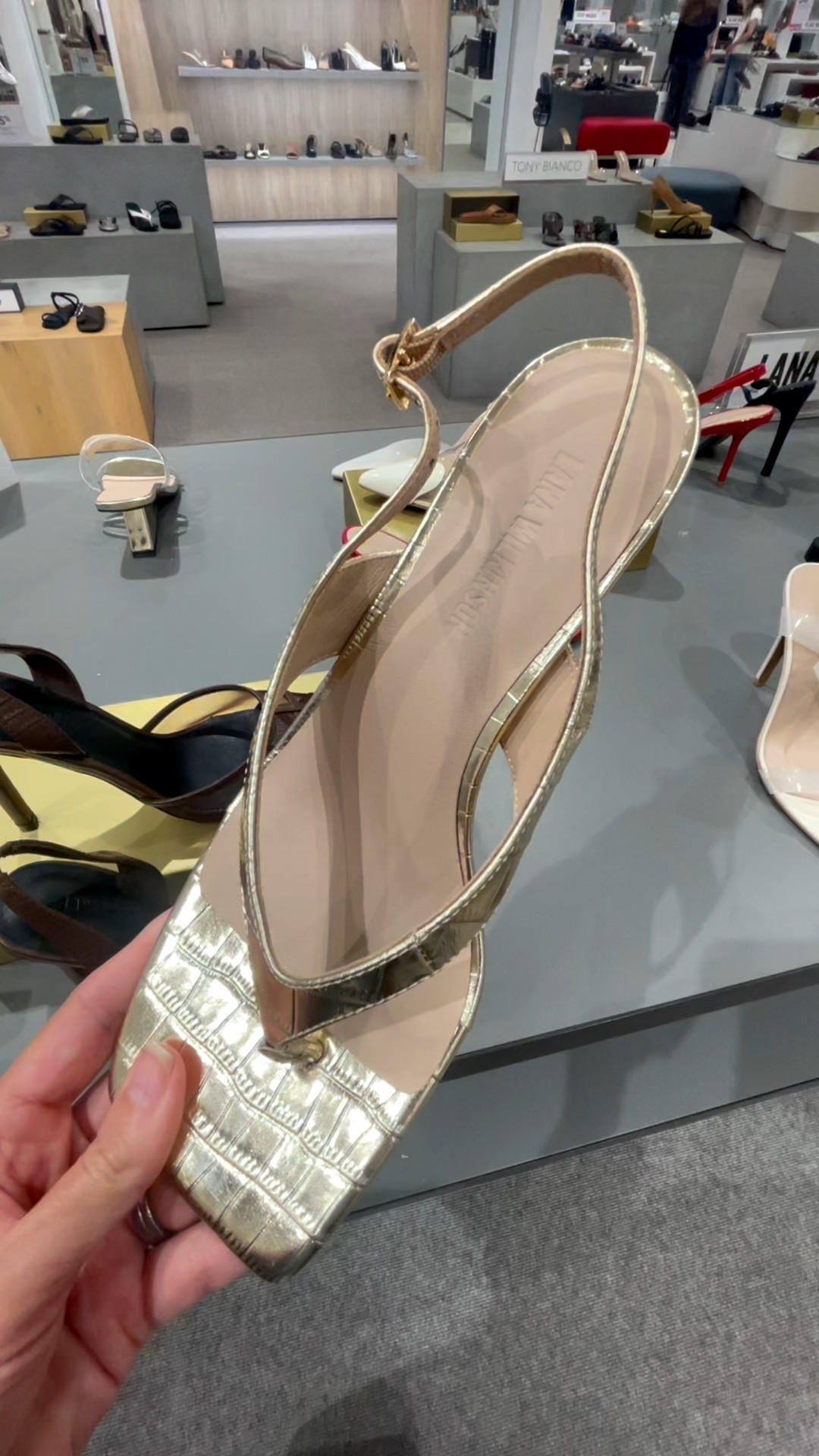 The heeled thong, it's the same style you may have worn in the late 90s, early 2000s. But they're surprisingly chicer than I remember... here’s my favourite finds in store!



#LTKaustralia #LTKover50style #LTKsummer