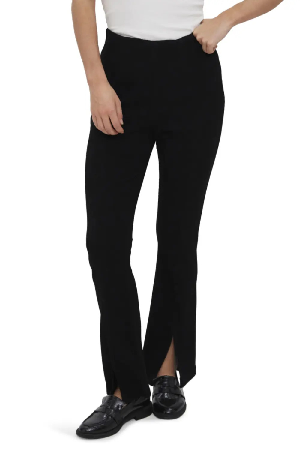 VERO MODA Klara Slit Hem Flare Leggings, Size Large in Black at Nordstrom | Nordstrom Canada