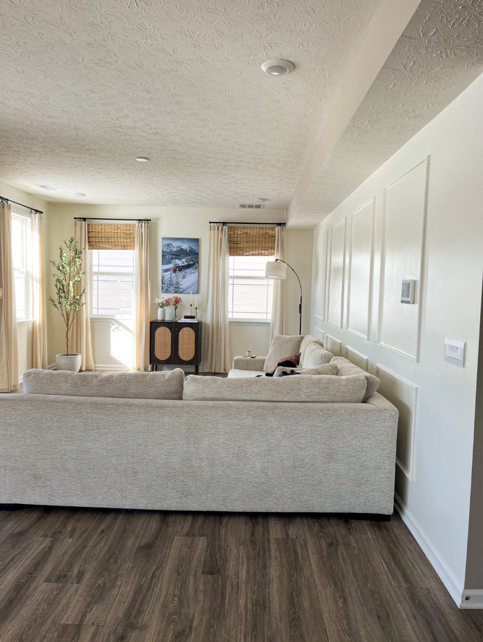 some living room upgrades with links 🫶🏻

#LTKHome #LTKFamily #LTKSpring