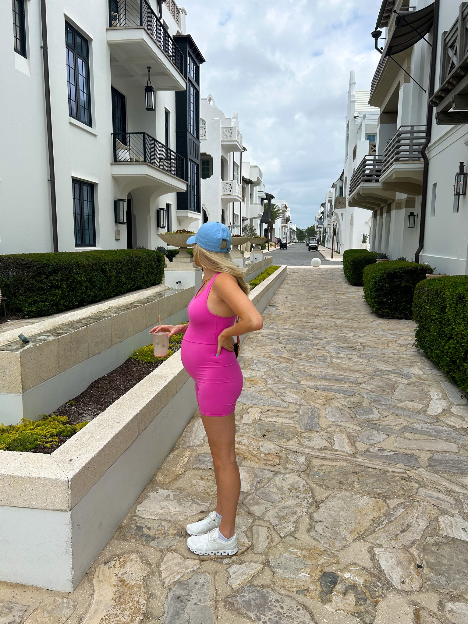 #25 weeks pregnant outfit! 

#LTKtravel #LTKfitness #LTKfindsunder50