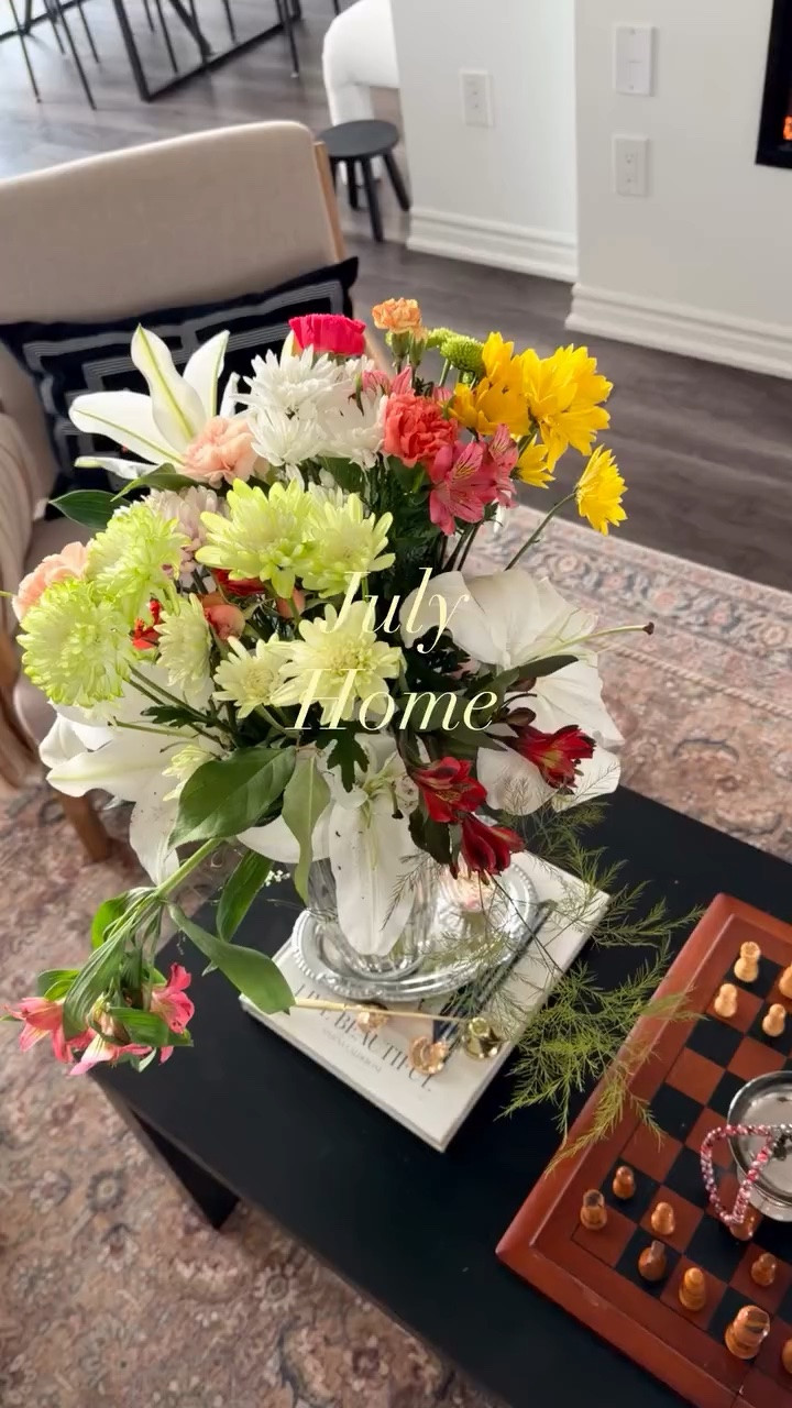 Proof that styling can make all the difference! If you are intentional with your design, you can really have a home that feels like a sanctuary without breaking the bank. 

somewhere along the way, warm layers became my design language 🤎truly they’re what makes a space feel
collected, comfortable, and very personal

see something you love? follow & comment HOME and I’II share the details ✨

#canadianblogger#everydayaesthetic#homedesign#elevated#modernorganic