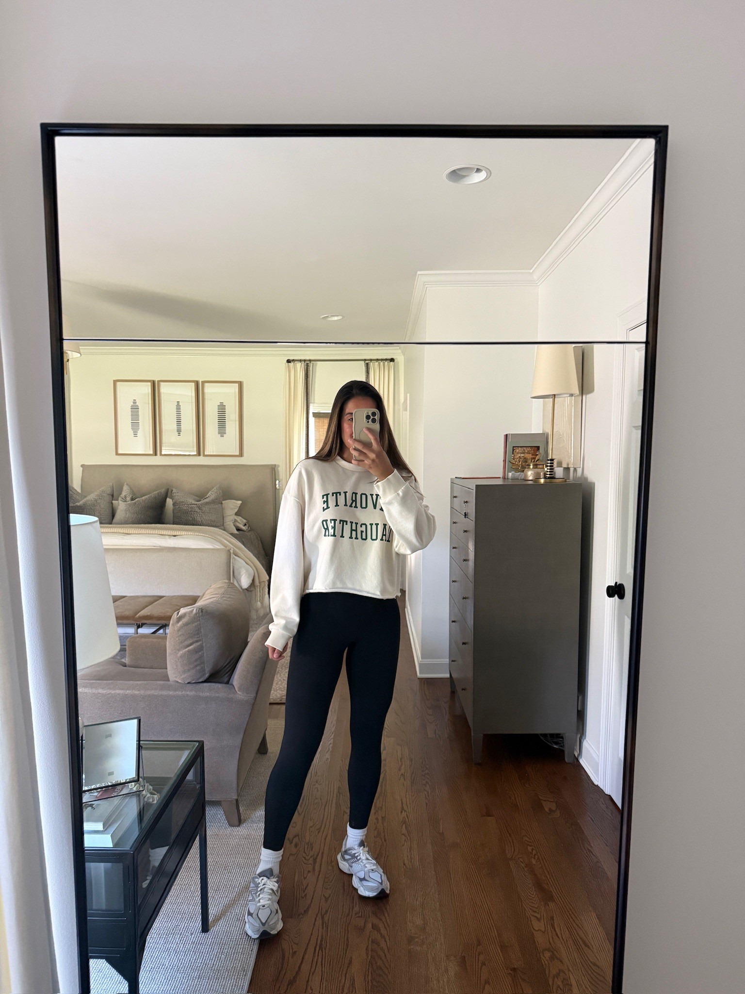 Need this cropped crewneck in every color 👏🏼

Nordstrom, Favorite Daughter, fall style, mom style, on the go, lululemon, New Balance, 9060s, 

Grace White | A Southern Drawl

#LTKActive #LTKSaleAlert #LTKStyleTip