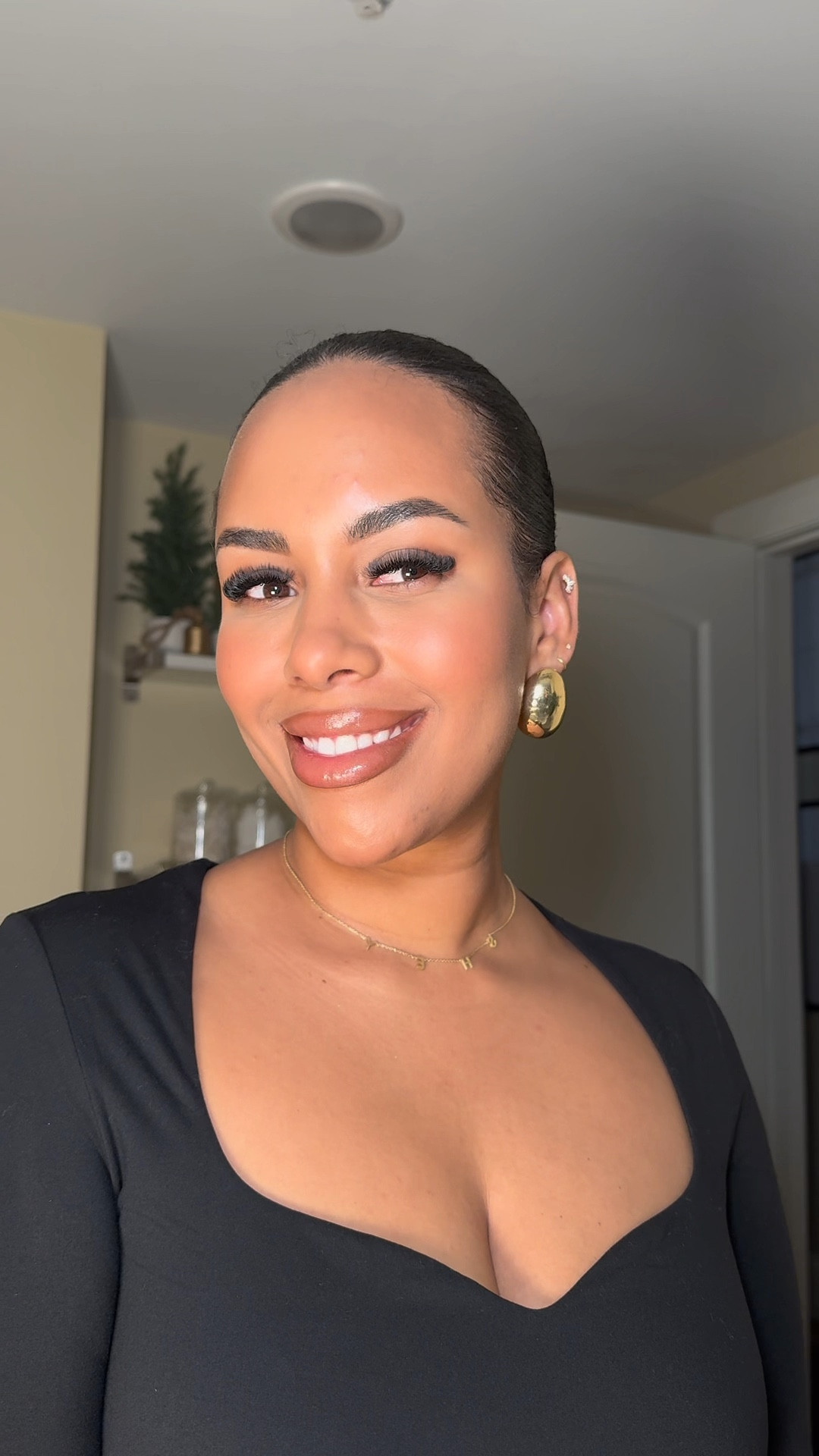 The only lip combo you need for the holidays ✨🎄 lip liners in the colors pillow talk and foxy brown + top it off with the Sephora collection plumping lip gloss in the color universal nude! 

#LTKHoliday #LTKBeauty