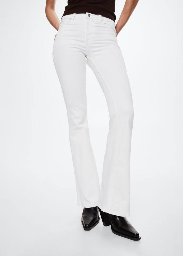 Mid-rise flared jeans | MANGO (US)