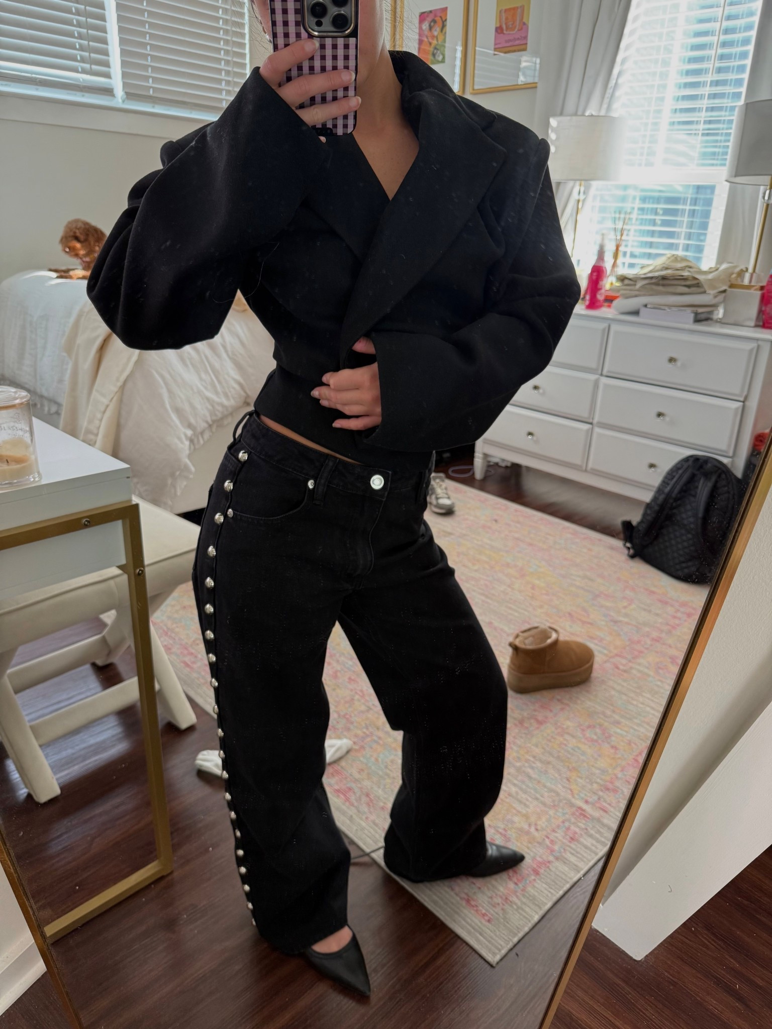 Pretty little thing is one of my favorite brands recently! They have the best sales & prices for the best quality!! So hard to find jeans that fit in the length for me and these fit perfect. Wearing size 00 in the petite. Wore this cropped blazer everywhere in New York and it’s perfect to wear on its own or as a jacket 

#LTKootd #LTKSeasonal #LTKPetite