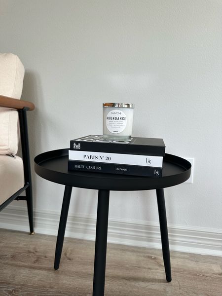 Sitting room accent table and chair

#LTKhome