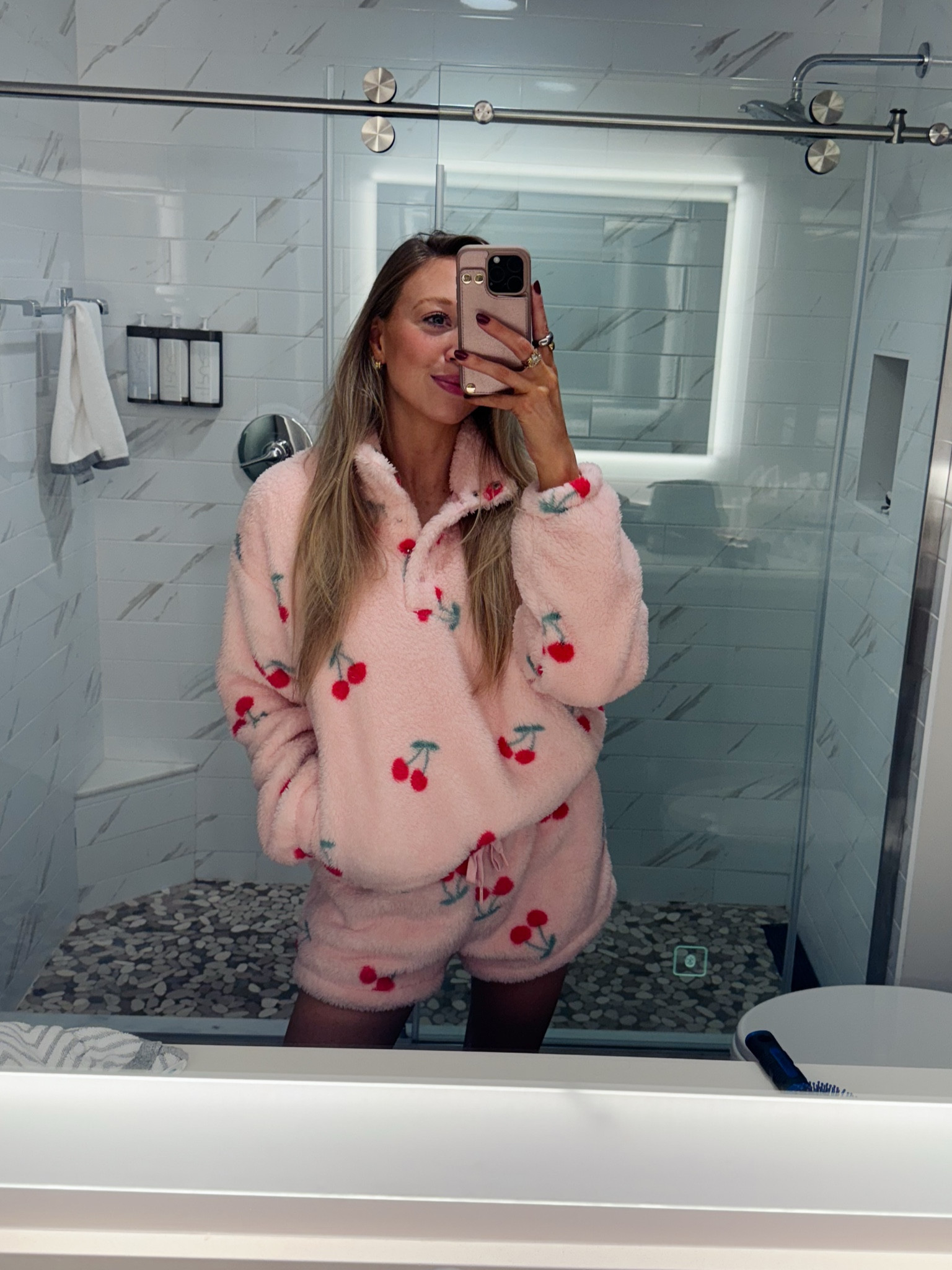 cutest & coziest lounge set ❤️🍒

#LTKFindsUnder50 #LTKStyleTip #LTKFindsUnder100