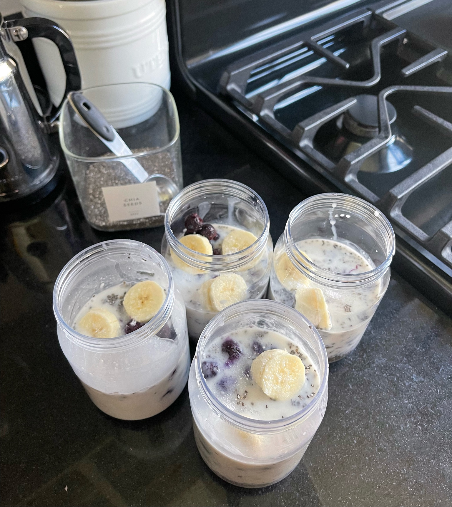 chia seed pudding for breakfast this week 🫶🏼 



#LTKunder50 #LTKFind